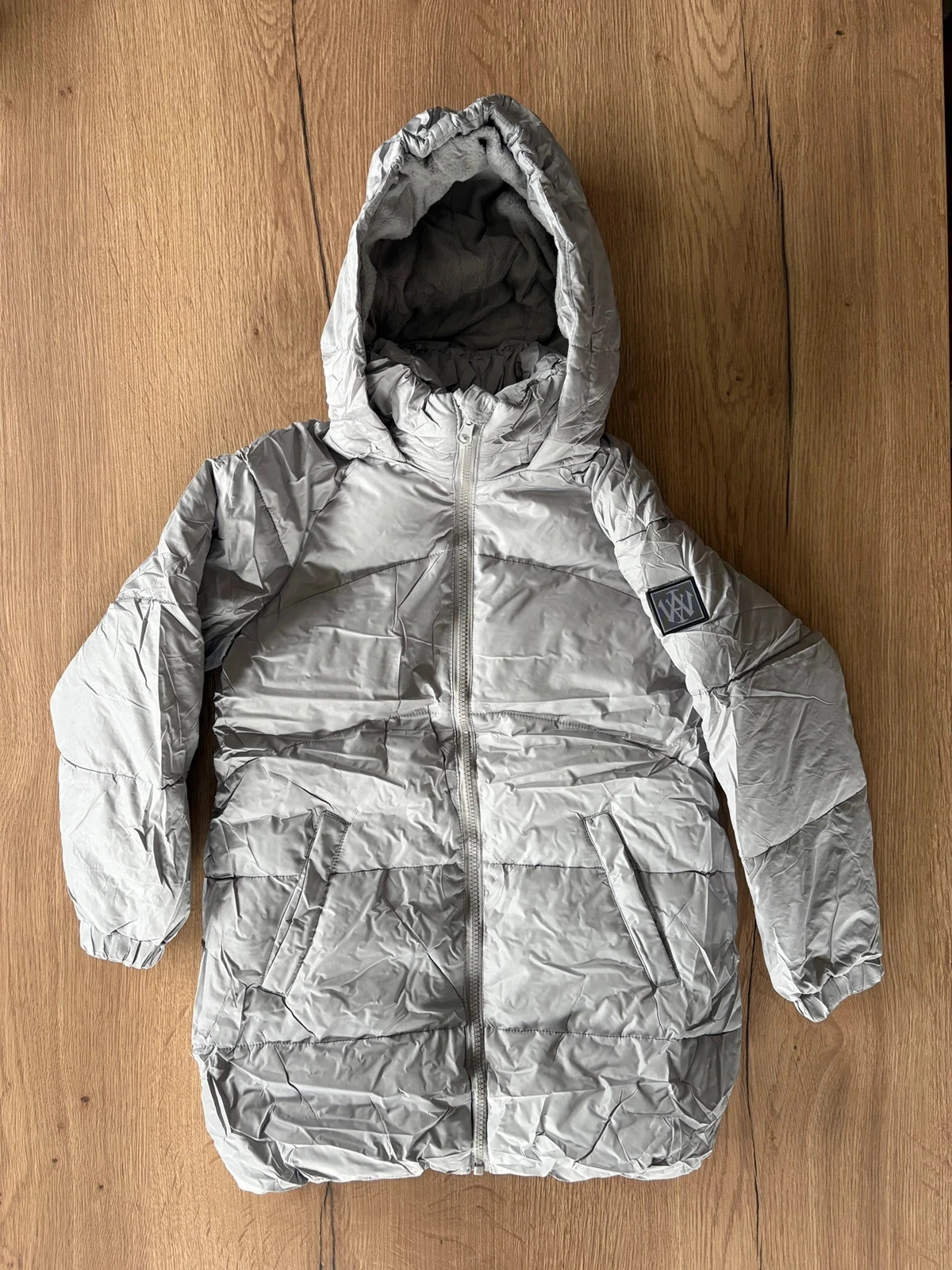 Doudoune longue enfant gris clair - capuche doublée polaire en taille 8 mois ne – Amazon – taille 8 ans / 128 cm