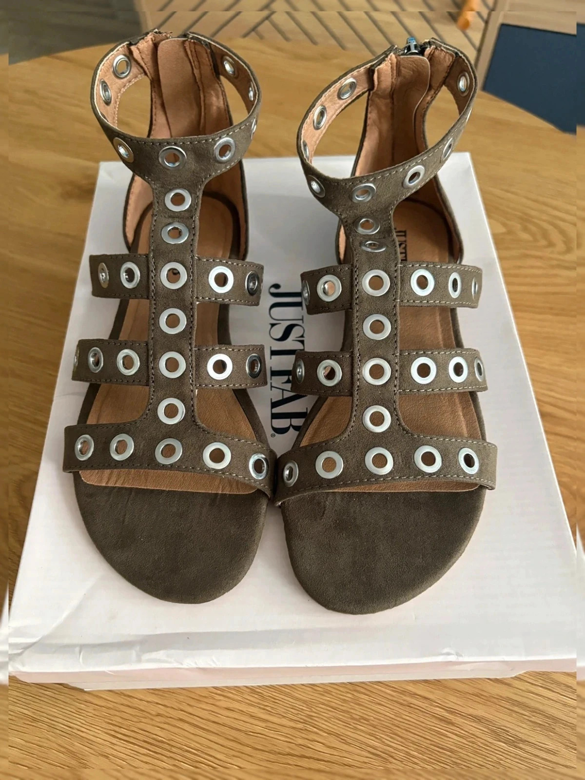 Sandales JustFab Yuchina – Kaki/Olive – Pointure 36.5 – Neuves avec boîte – JustFab – taille 36.5 5