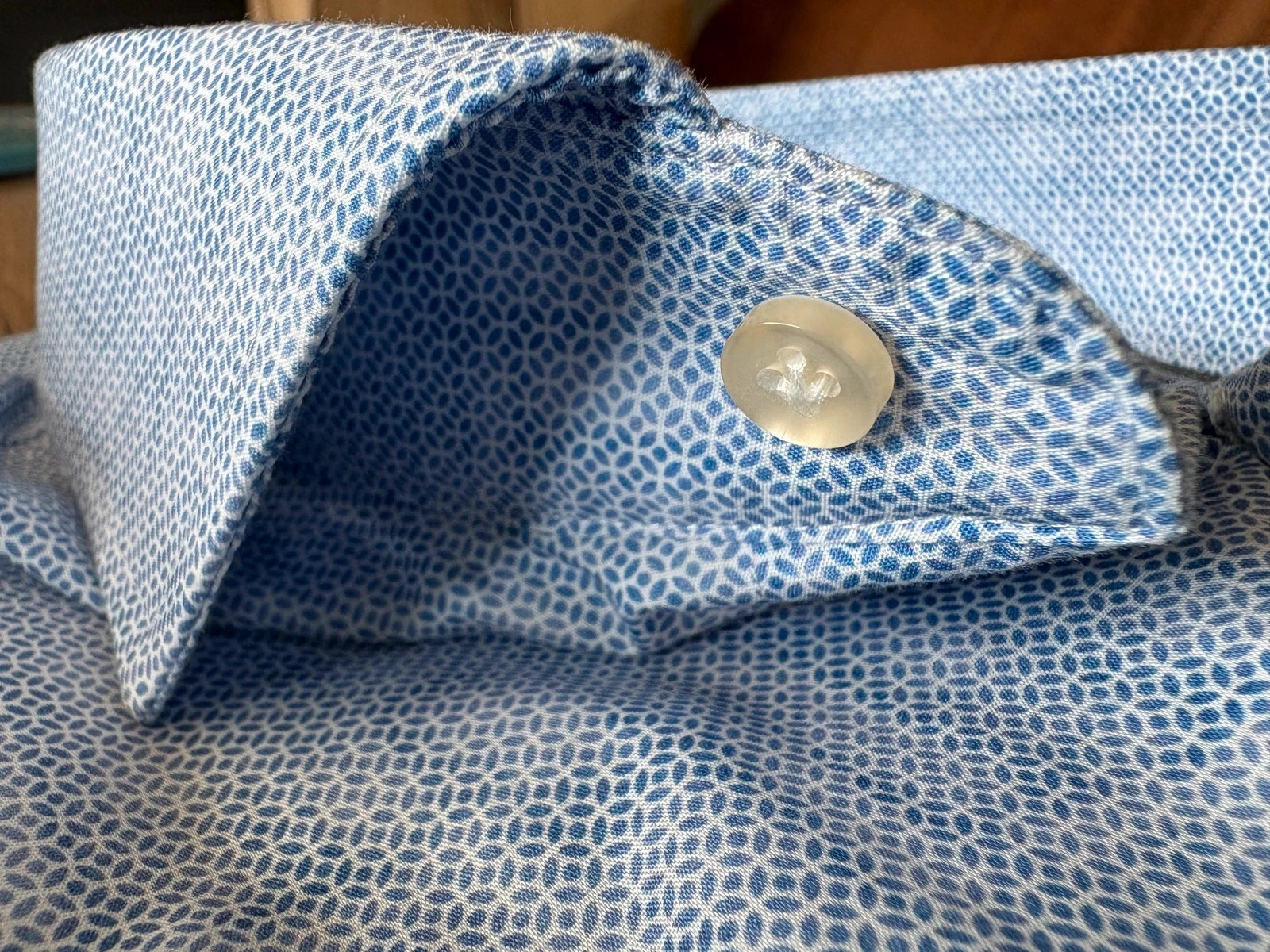 Chemise Thomas Maine Haut de Gamme (130€) Bleu clair motif imprimé - Taille M/L + surprise – Thomas Maine – taille L 2