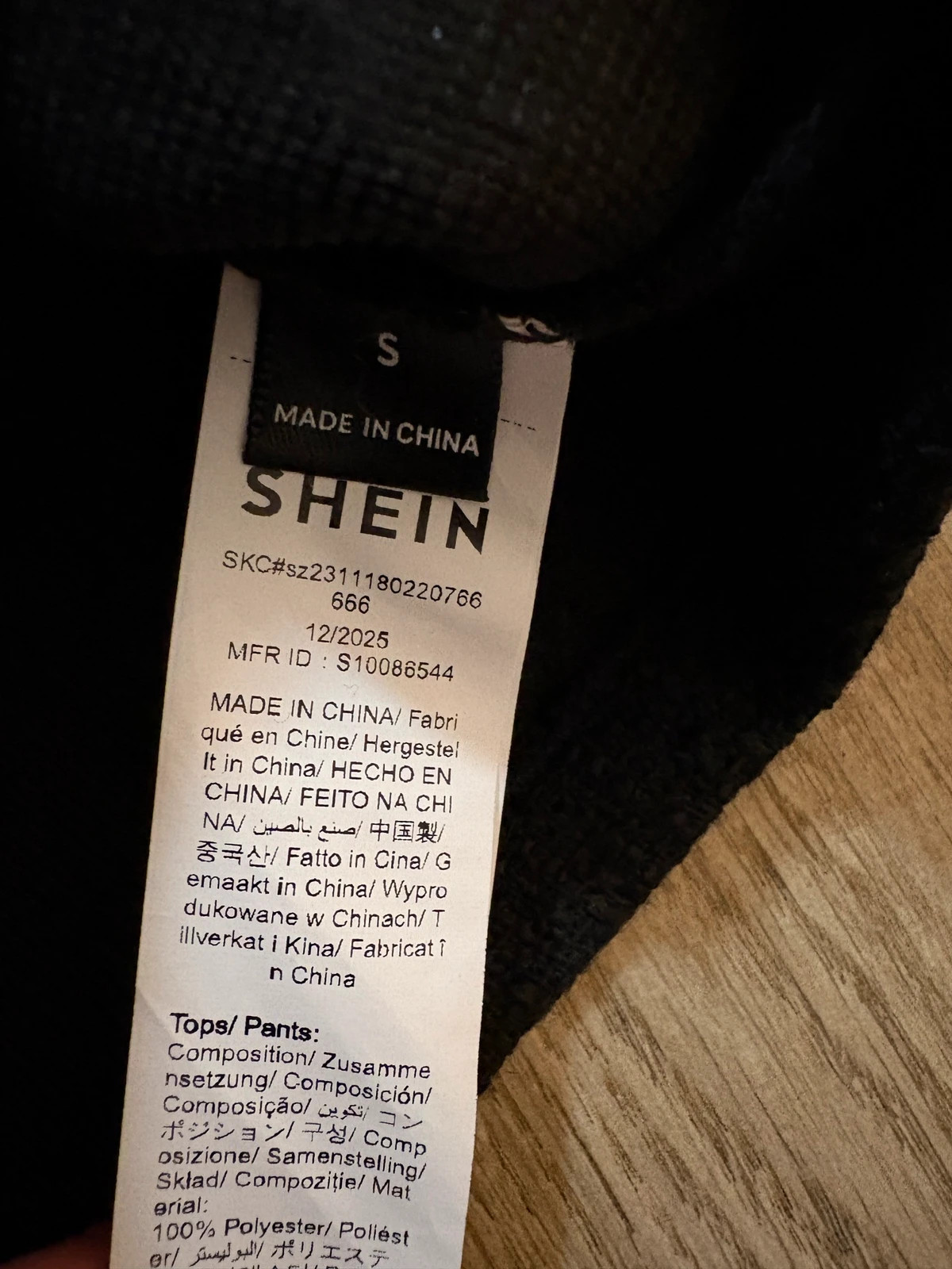 Veste courte SHEIN effet tweed noire boutons dorés – Taille S – Neuve avec étiquette – Shein – taille S / 36 / 8 3