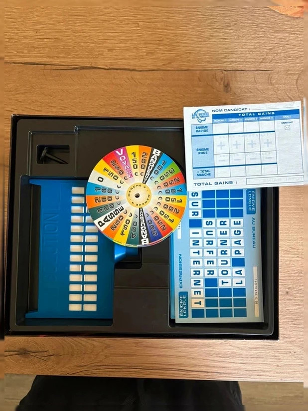 Jeu de société la roue de la fortune – TF1 Games 3