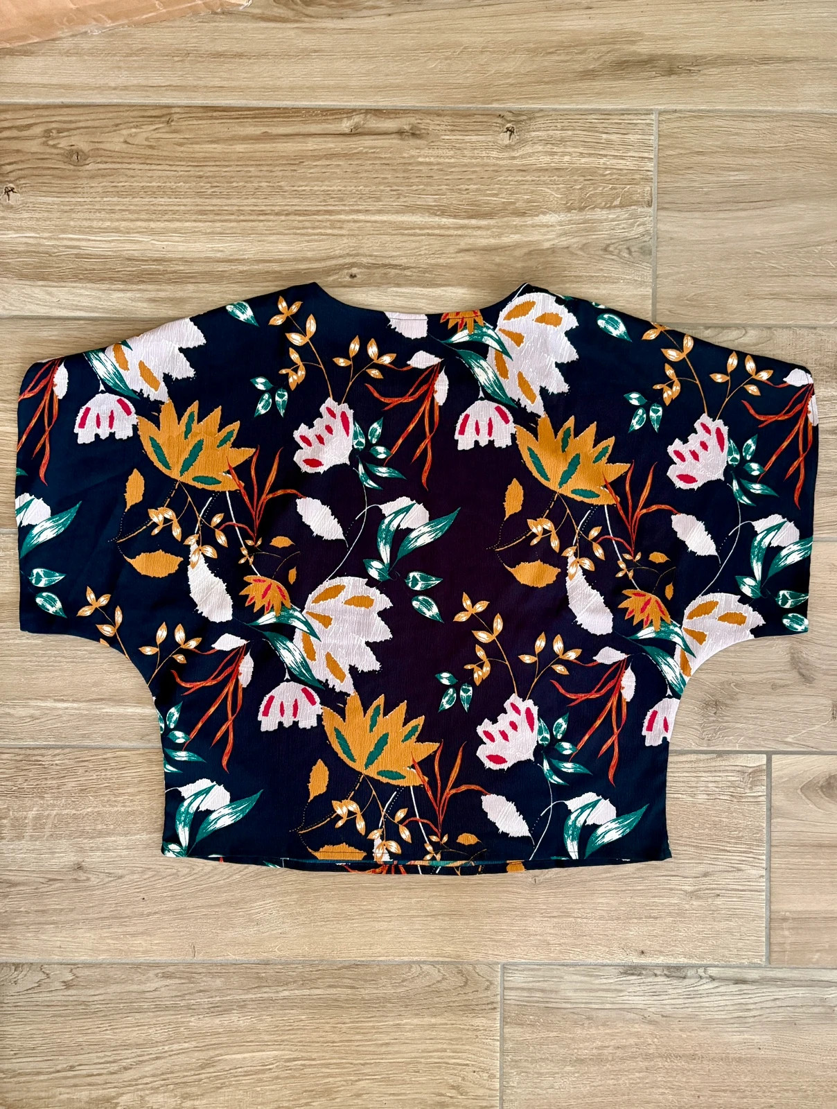 Top fleuri VILA marine taille 38 - manches kimono – Vila – taille M / 38 / 10 2