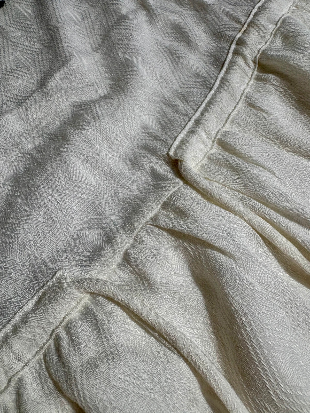 Robe blanche Color Block imprimé brodé noir - taille 36 neuve avec étiquette – Colorblock – taille S / 36 / 8 3