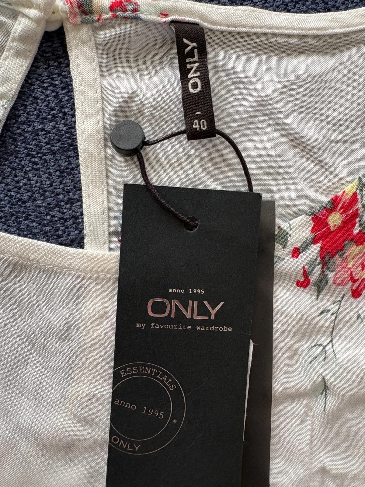 Top ONLY fleuri crème neuf avec étiquette taille 40 – ONLY – taille L / 40 / 12 3