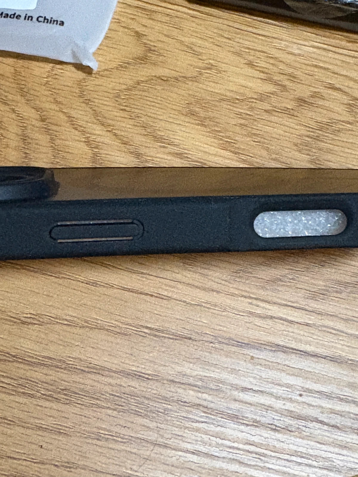 Coque iPhone 16 Pro Noire - MagSafe - Neuve – Amazon 4