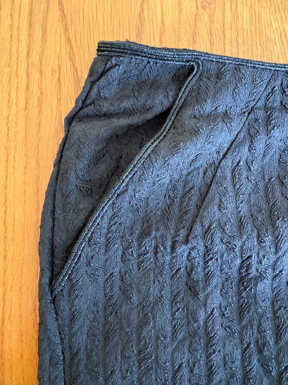 Jupe Grace & Mila Paris texture torsadée noire - Taille L – Grace & Mila – taille L / 40 / 12 5