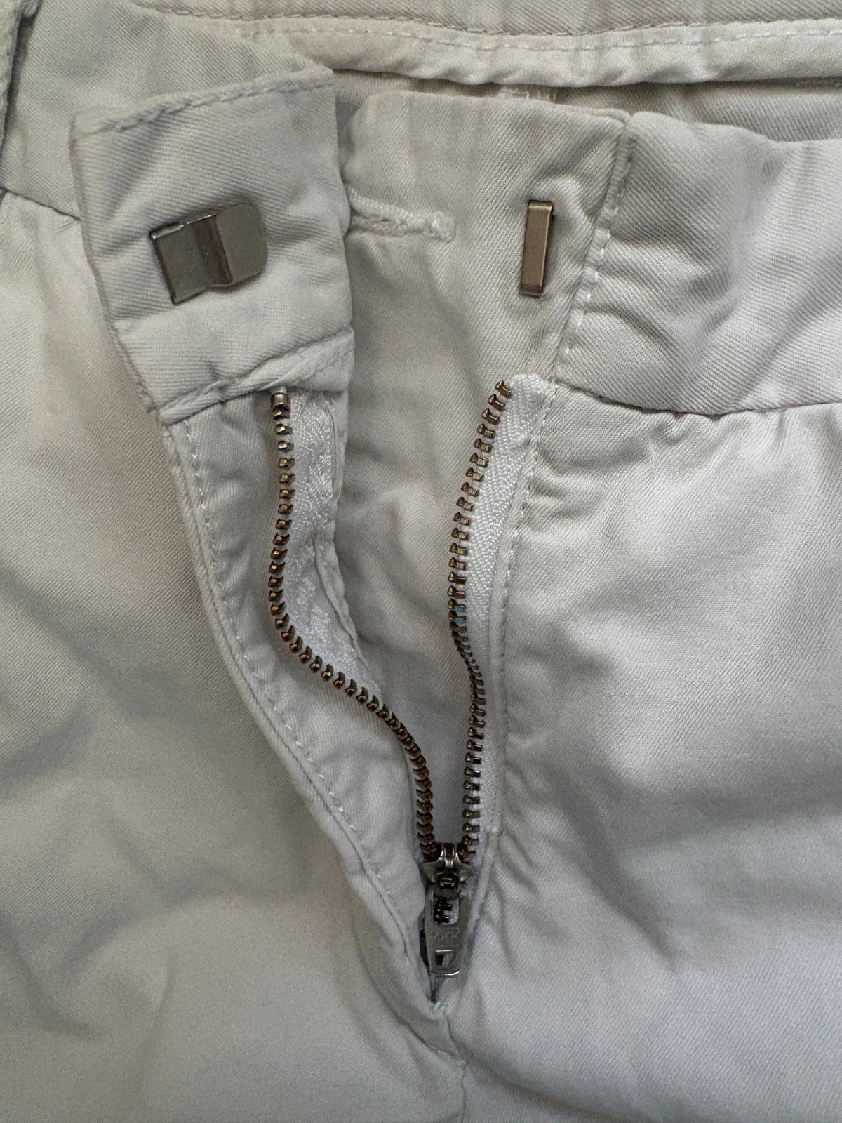 Pantalon chino Tommy Hilfiger blanc – Taille 6 US / 36 FR - 100% coton – Tommy Hilfiger – taille XS / 34 / 6 3