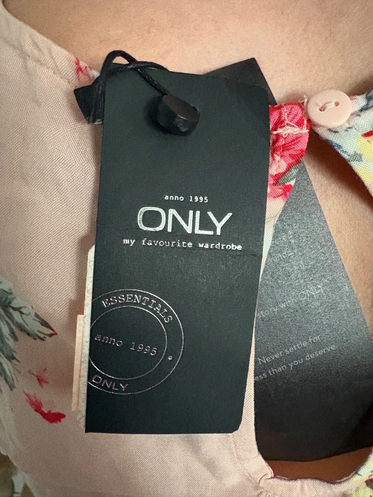 Top ONLY fleuri rose poudré dos ouvert 🌸 – ONLY – taille S / 36 / 8 4