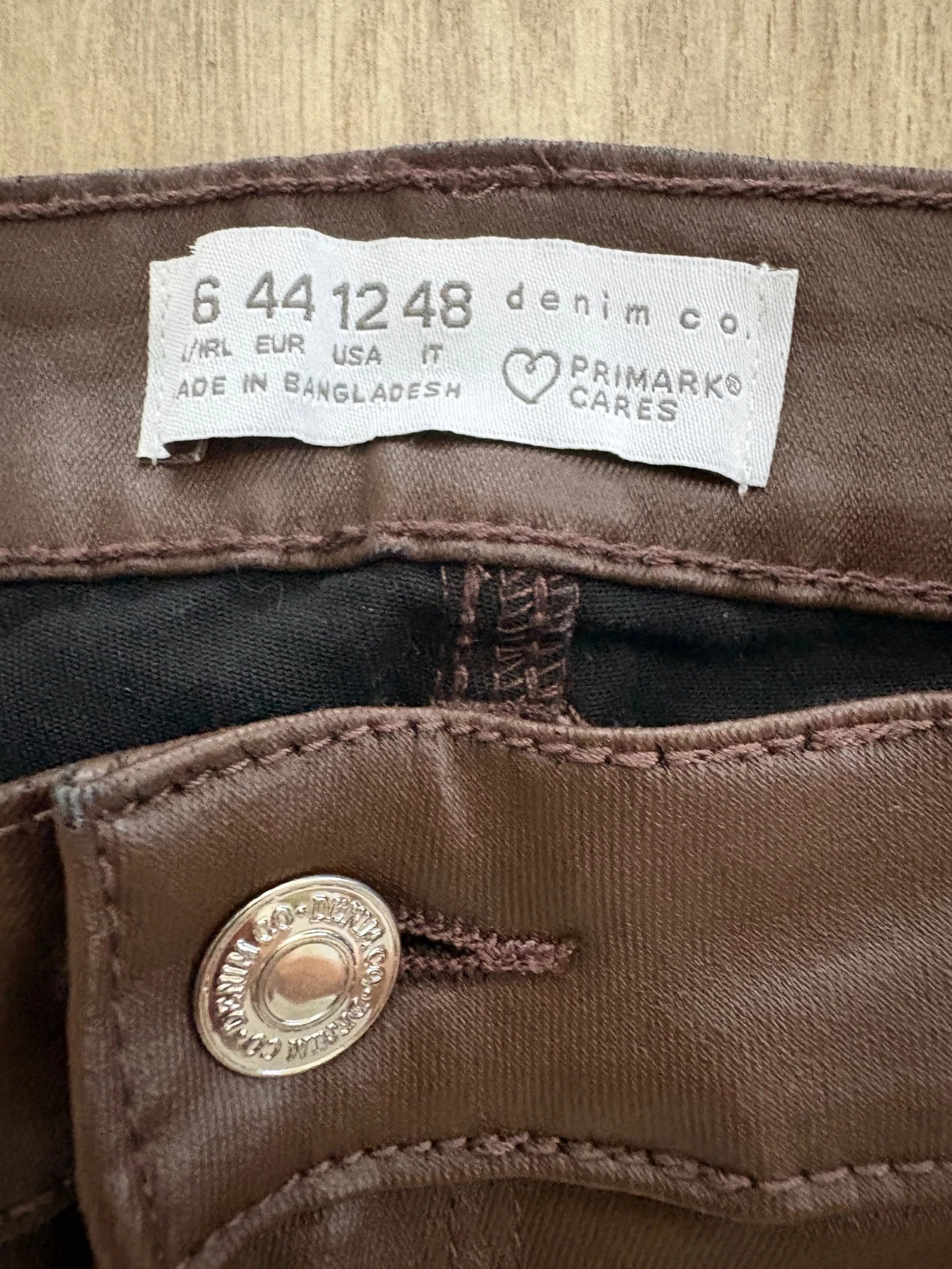 Pantalon skinny enduit marron marque Primark Denim Co en taille 44 – Primark – taille XXL / 44 / 16 3