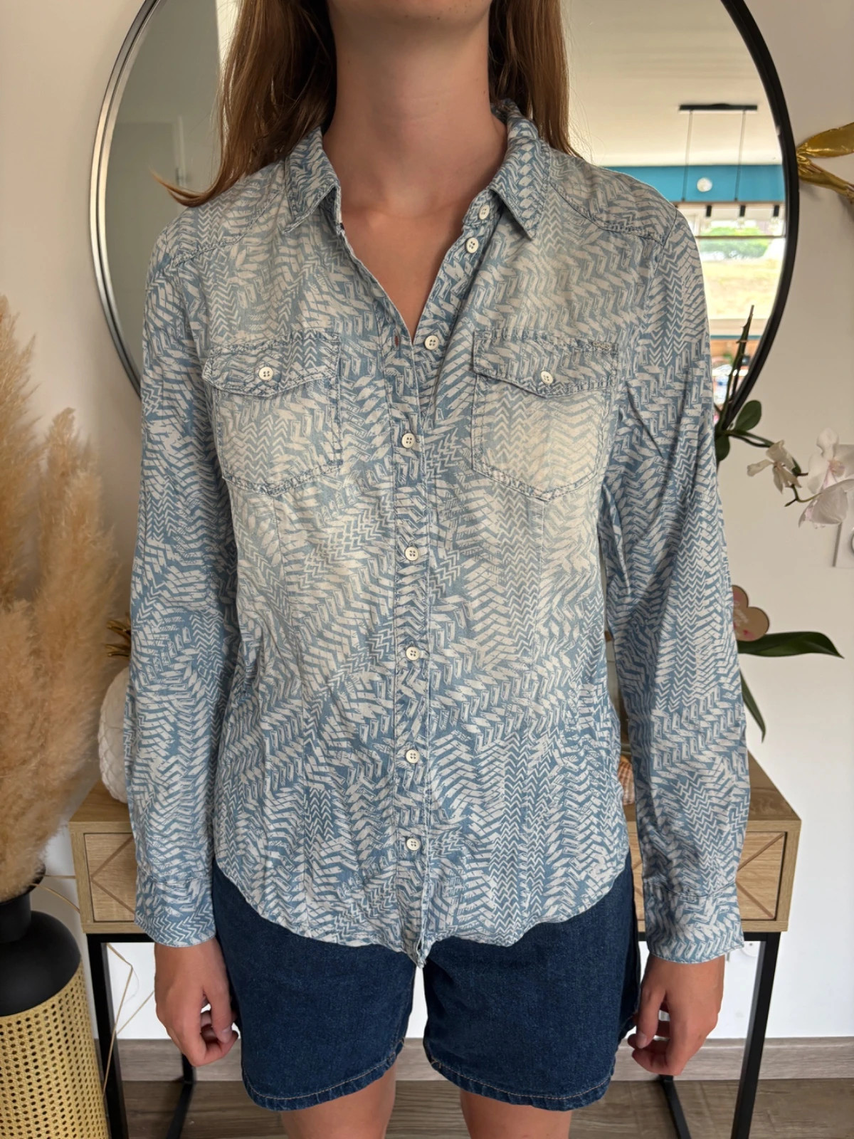 Chemise en jean ONLY à imprimé chevrons, style western , taille 38 – ONLY – taille M / 38 / 10
