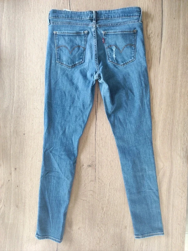 Jean LEVI'S 711 Skinny bleu clair, taille 28 – Levi's – taille M / 38 / 10 2