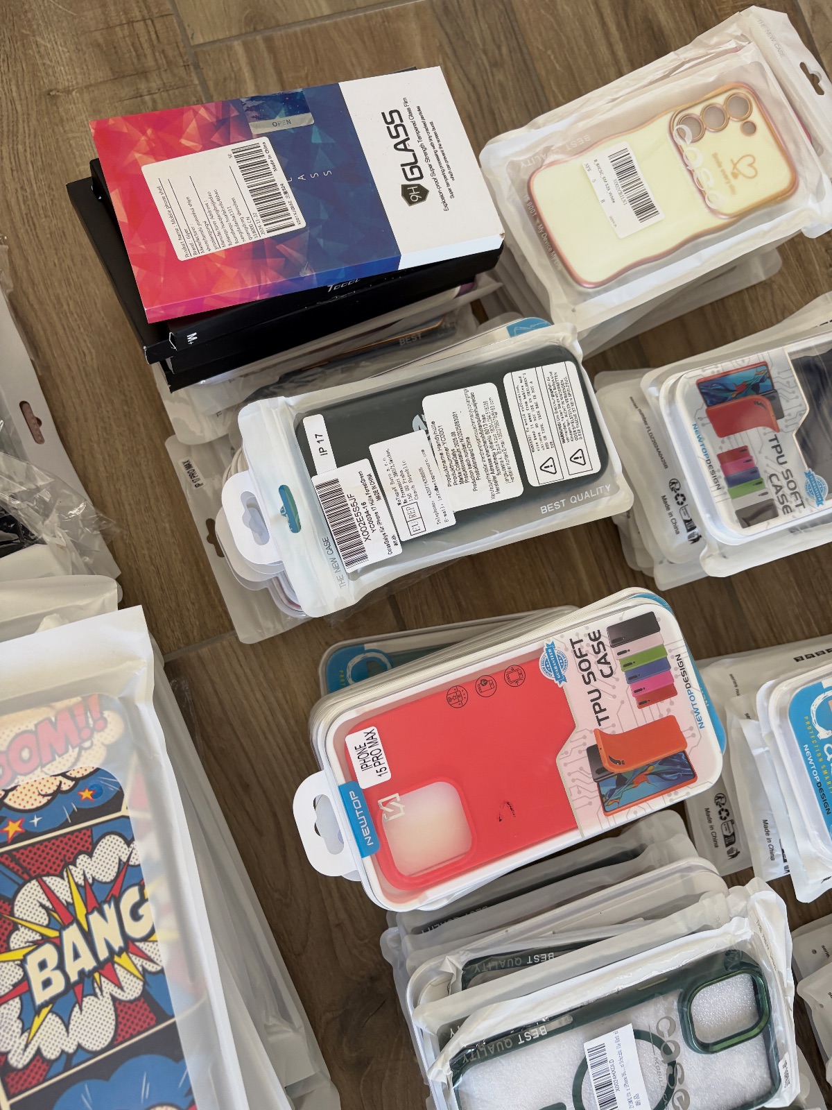 Lot de 220 protections de téléphone, tablette, montre  – Apple 9