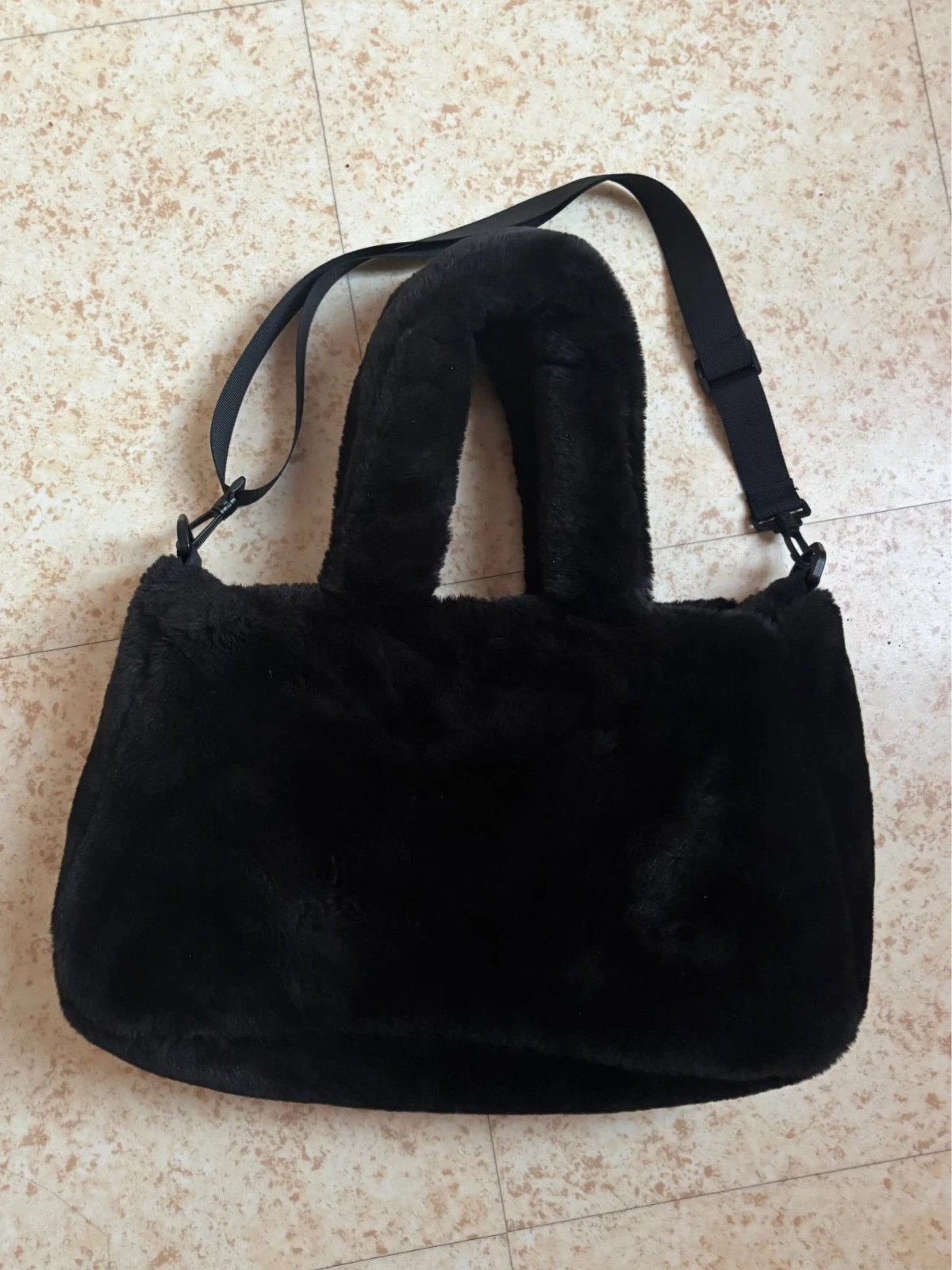 Sac Nike fausse fourrure femme – Nike 2