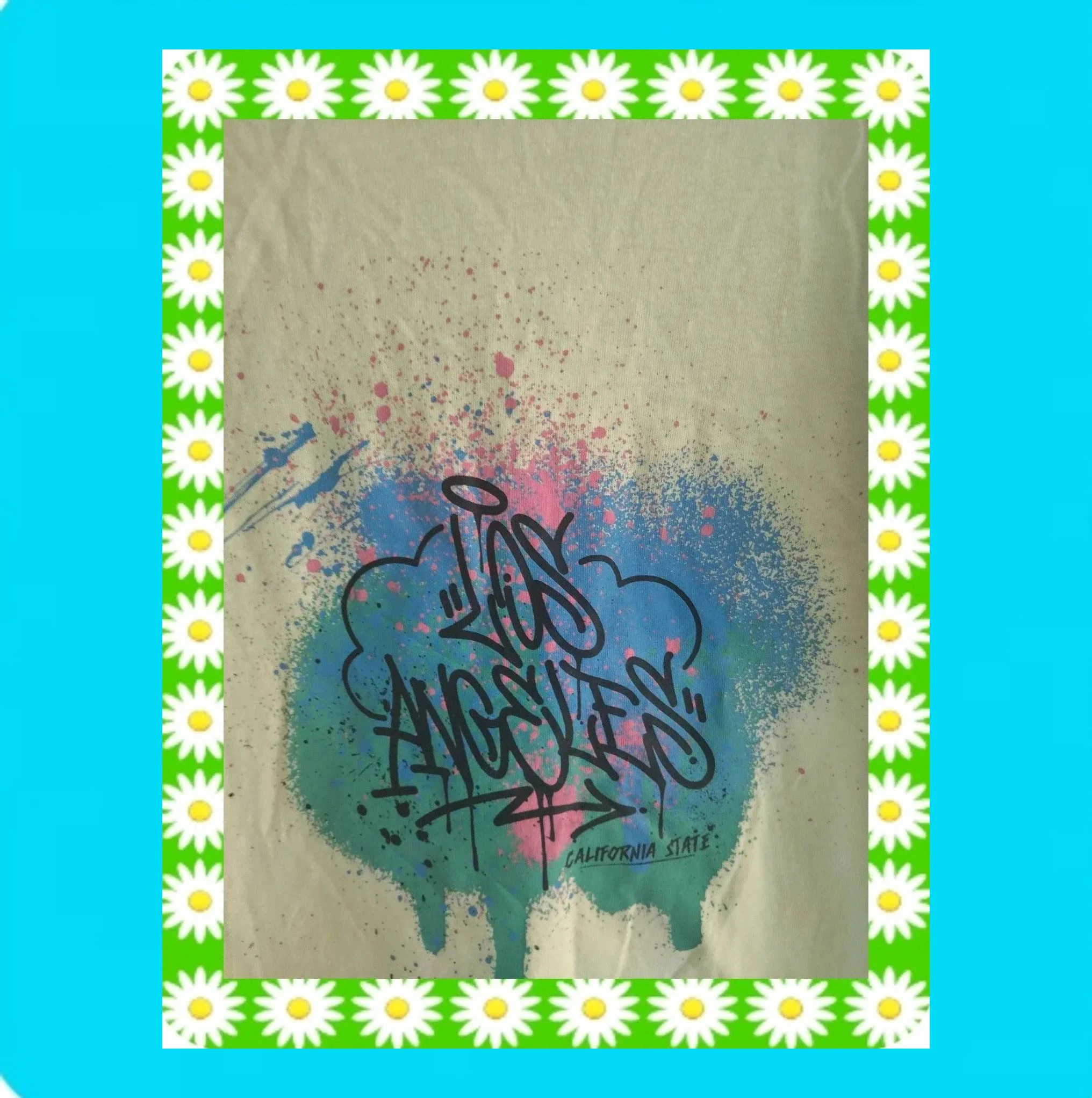 🩵 Bonita Camiseta Niño Graffiti 🩵 – Kiabi – taille 9 ans / 134 cm 4