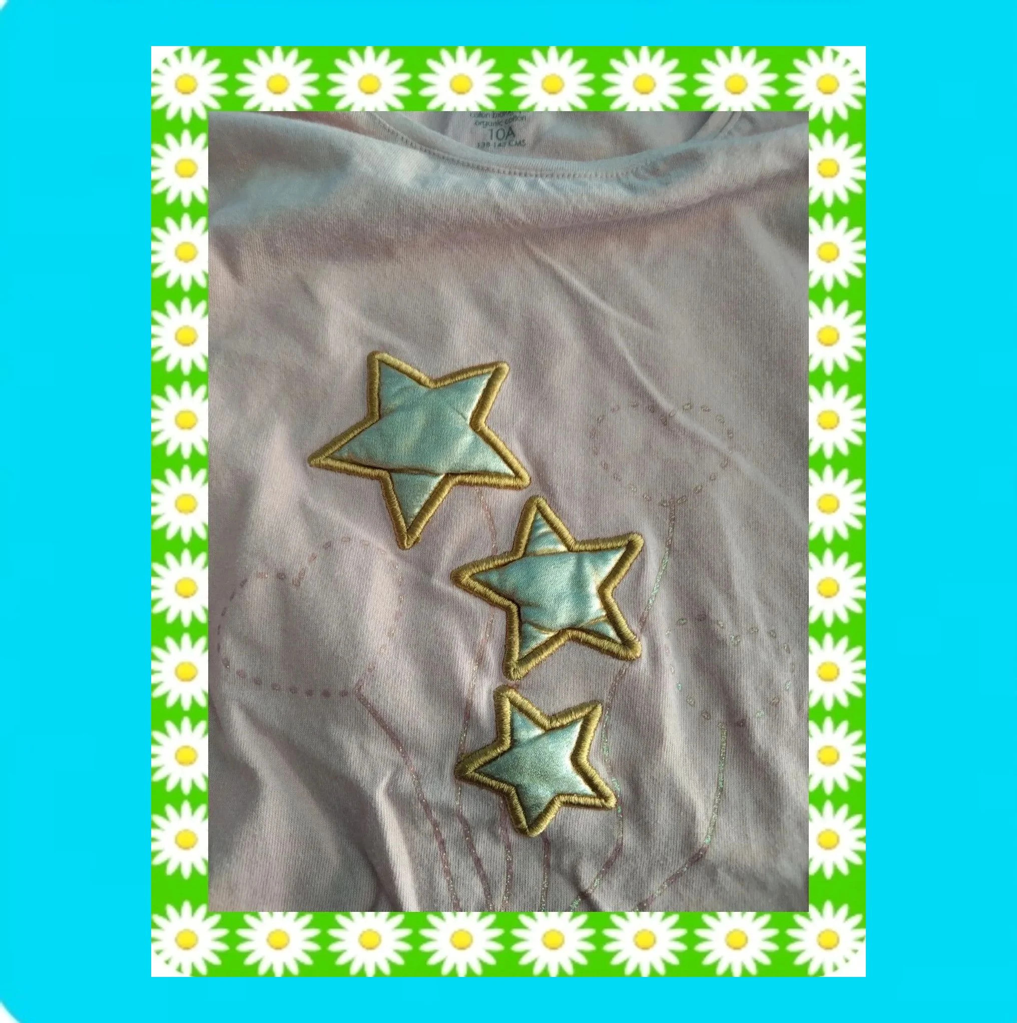 🩷 Camiseta Niña Estrellas Relieve 🩷 – Kiabi – taille 10 ans / 140 cm 3