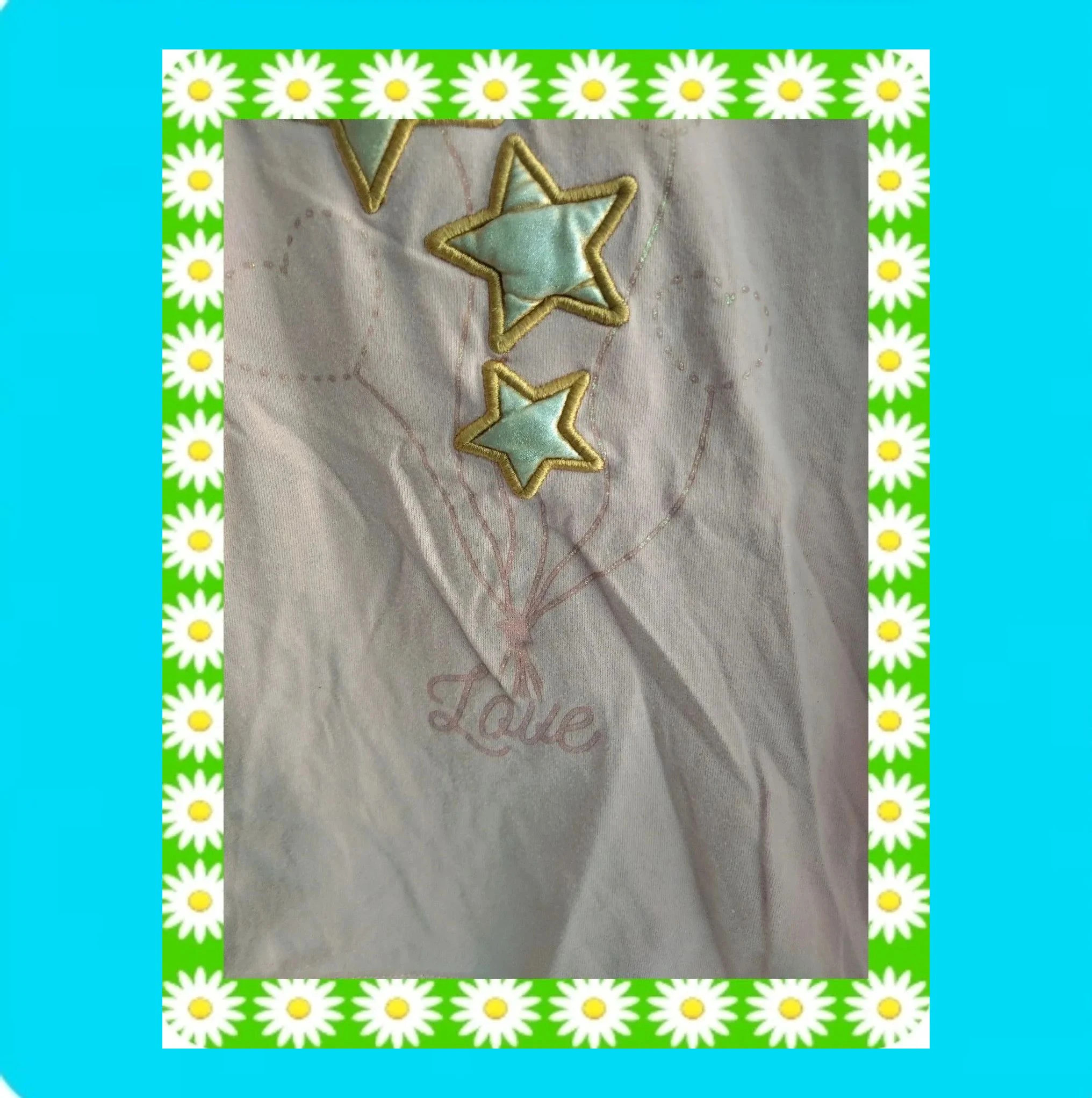 🩷 Camiseta Niña Estrellas Relieve 🩷 – Kiabi – taille 10 ans / 140 cm 4