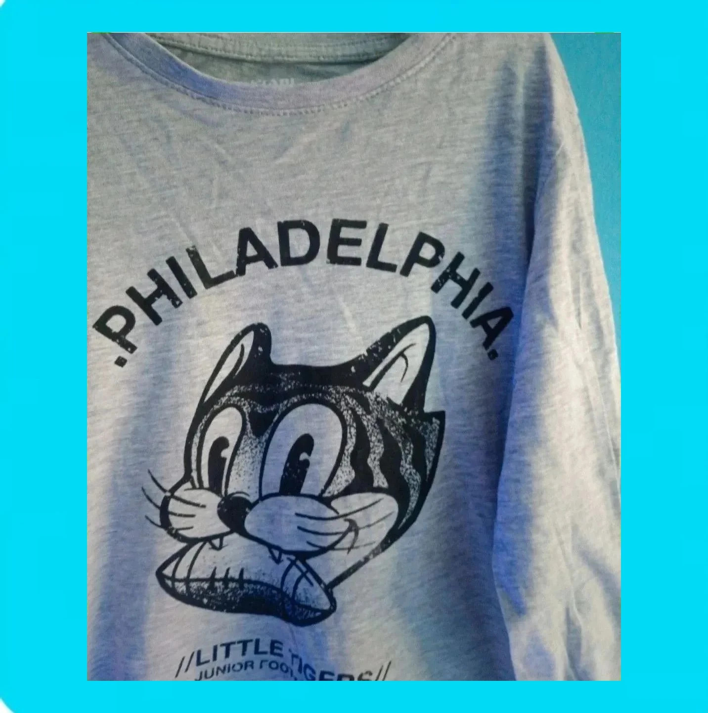 🩵 Camiseta Manga Larga Philadelphia 🩵 – Kiabi – taille 8 ans / 128 cm 2