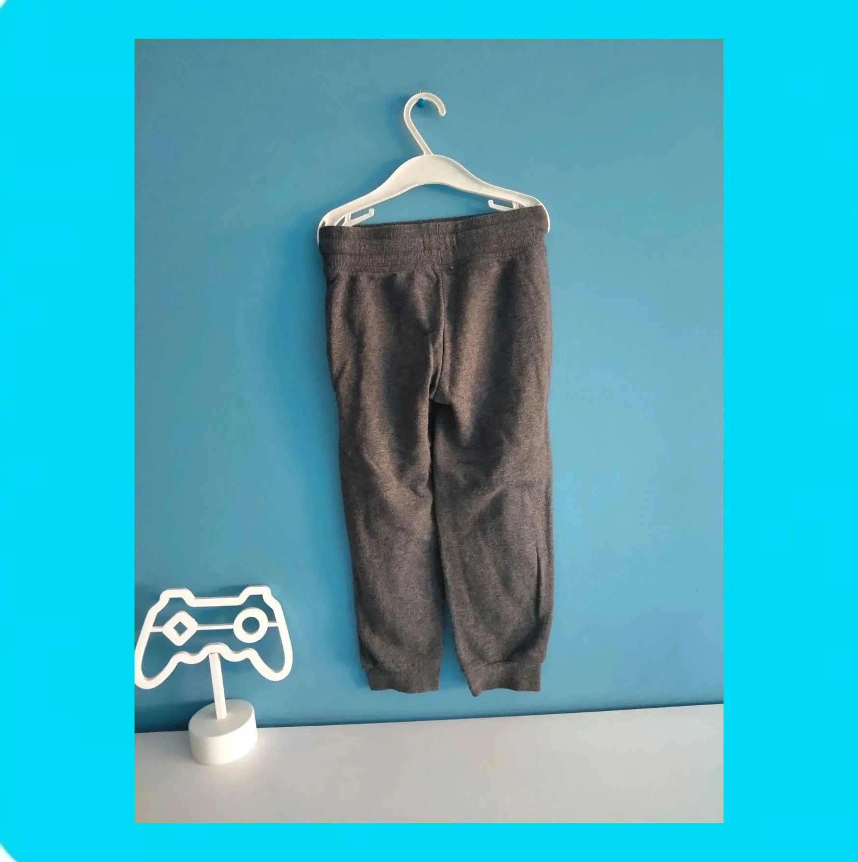 🩵 Pantalón Básico Chándal 🩵 – Primark – taille 5 ans / 110 cm 4