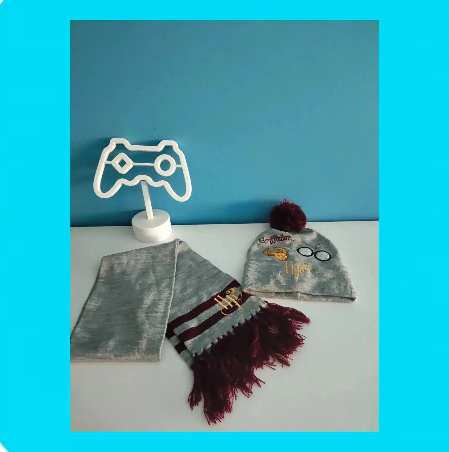 🩵 Conjunto Gorro+Bufanda Harry Potter 🩵 – H&M