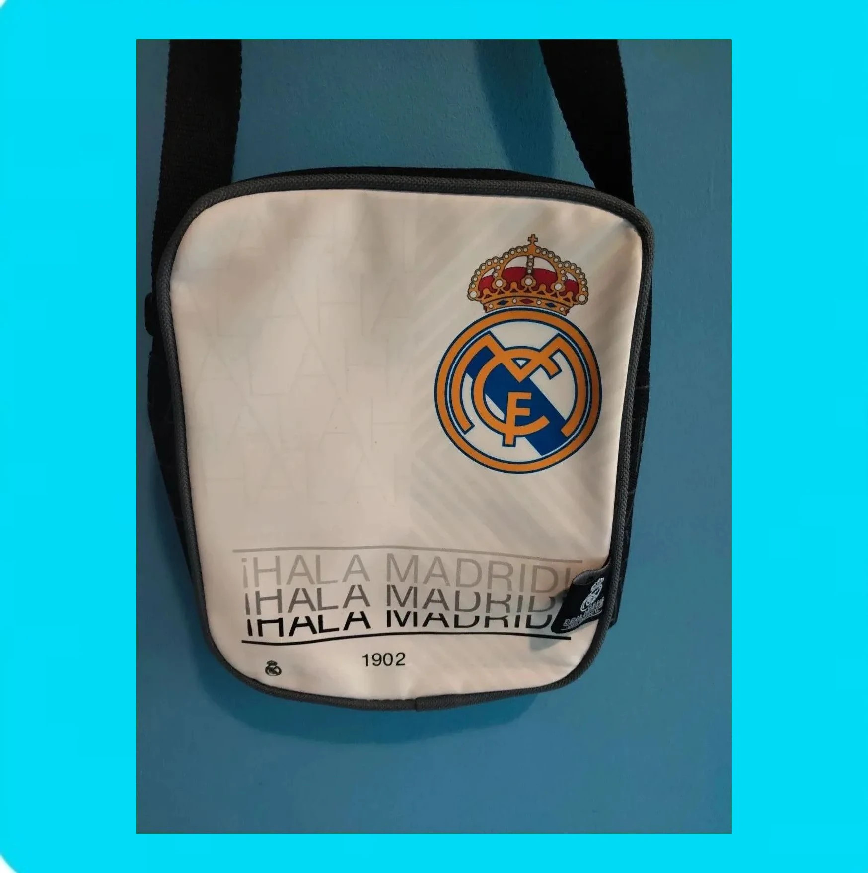 🩵 Bolso Neceser Real Madrid 🩵 – Real Madrid 2