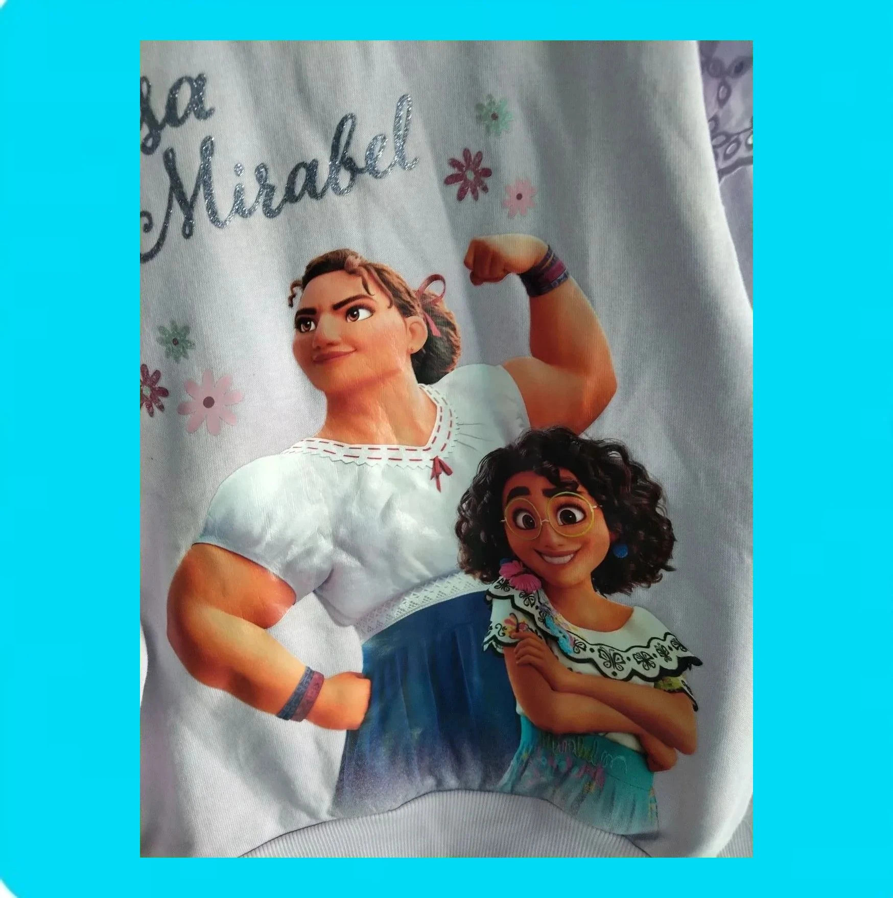 🩷 Preciosa Sudadera Niña Encanto Disney 🩷 – H&M – taille 7 ans / 122 cm 3