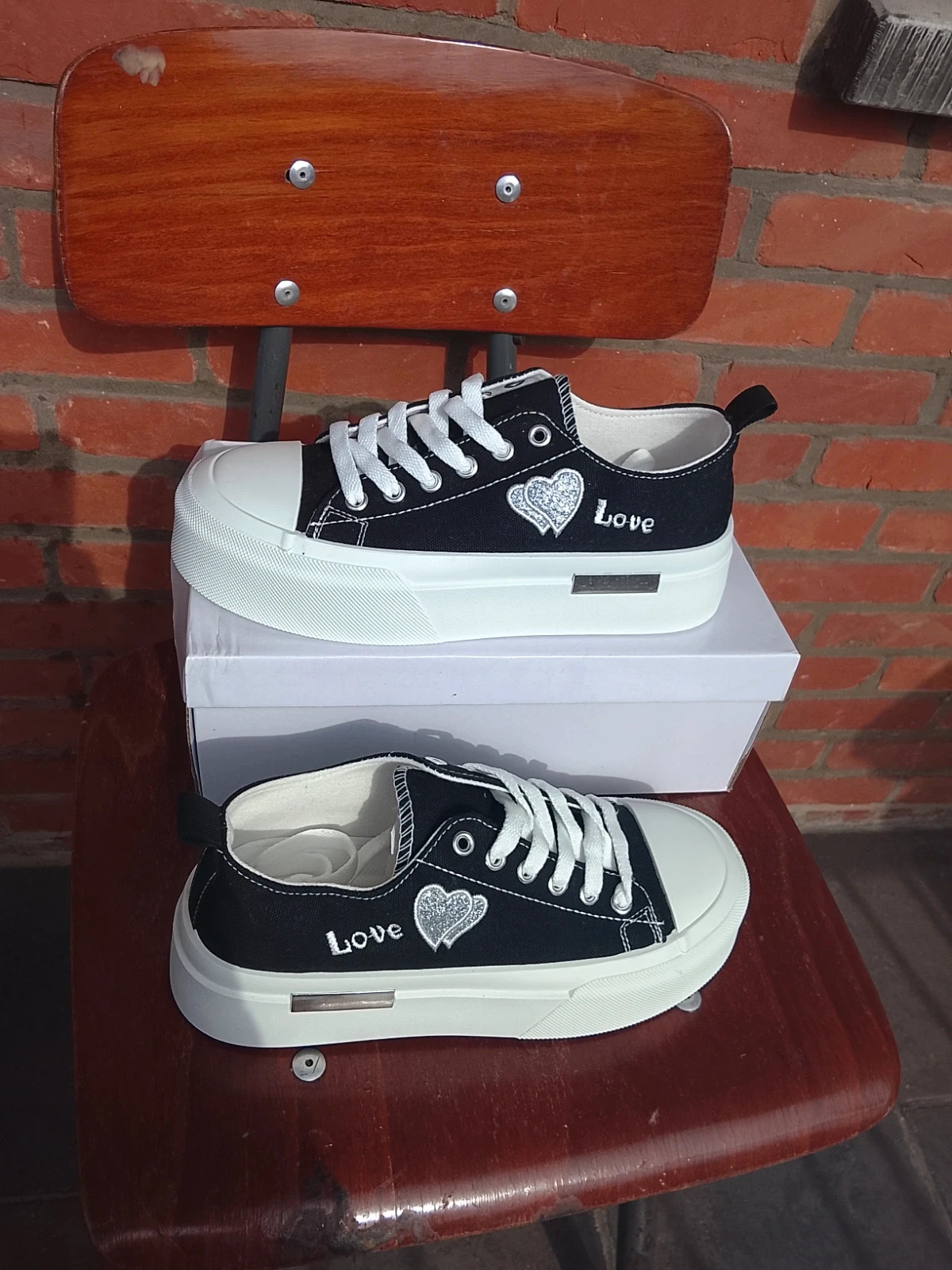 Basket femme 39 love cœur – taille 39 3