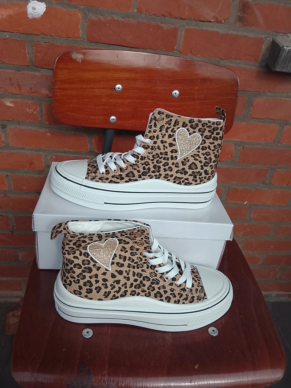 Basket montante femme 39