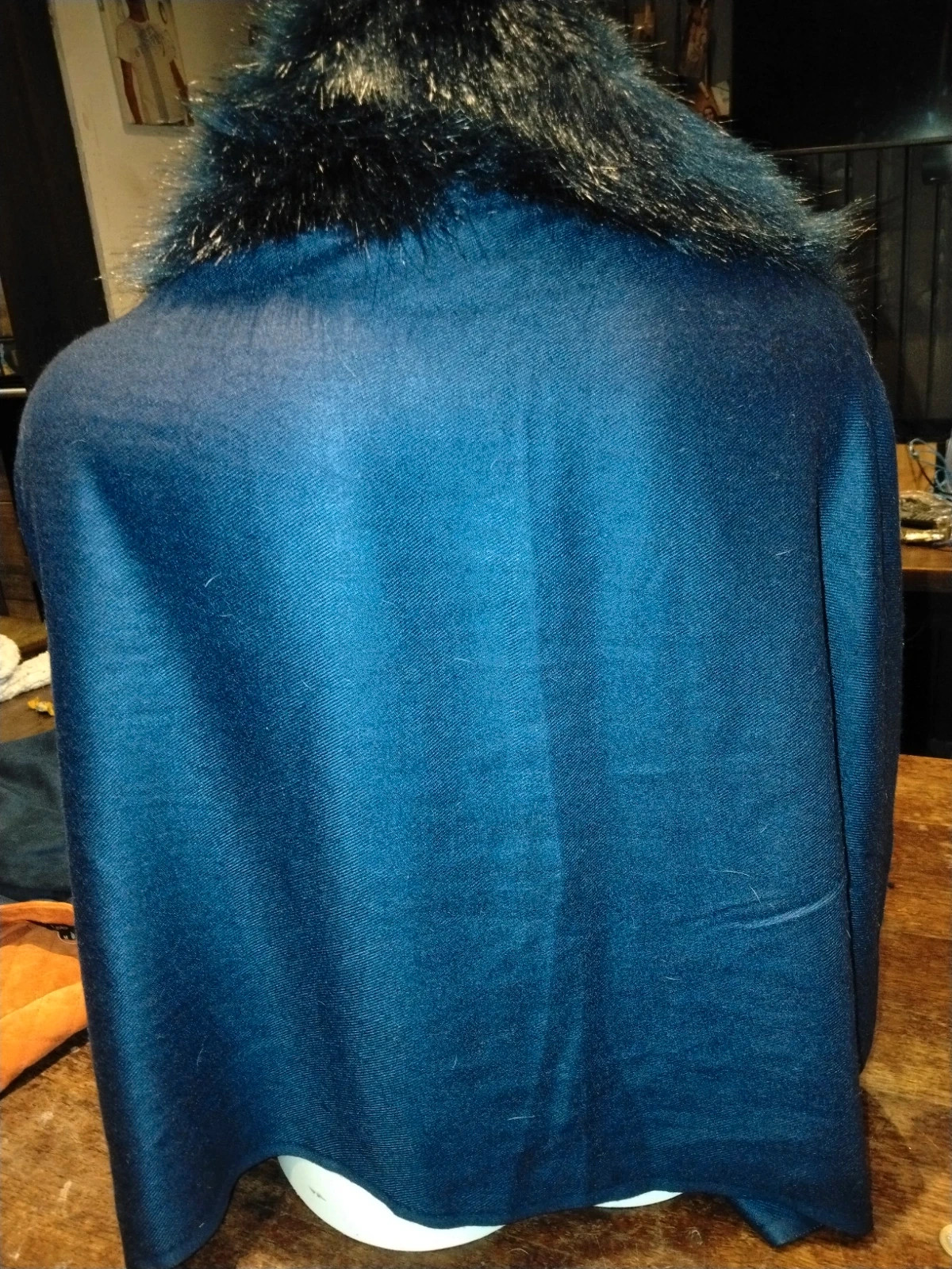 Poncho Rodier bleu marine col fourrure – Rodier – taille Taille unique 2