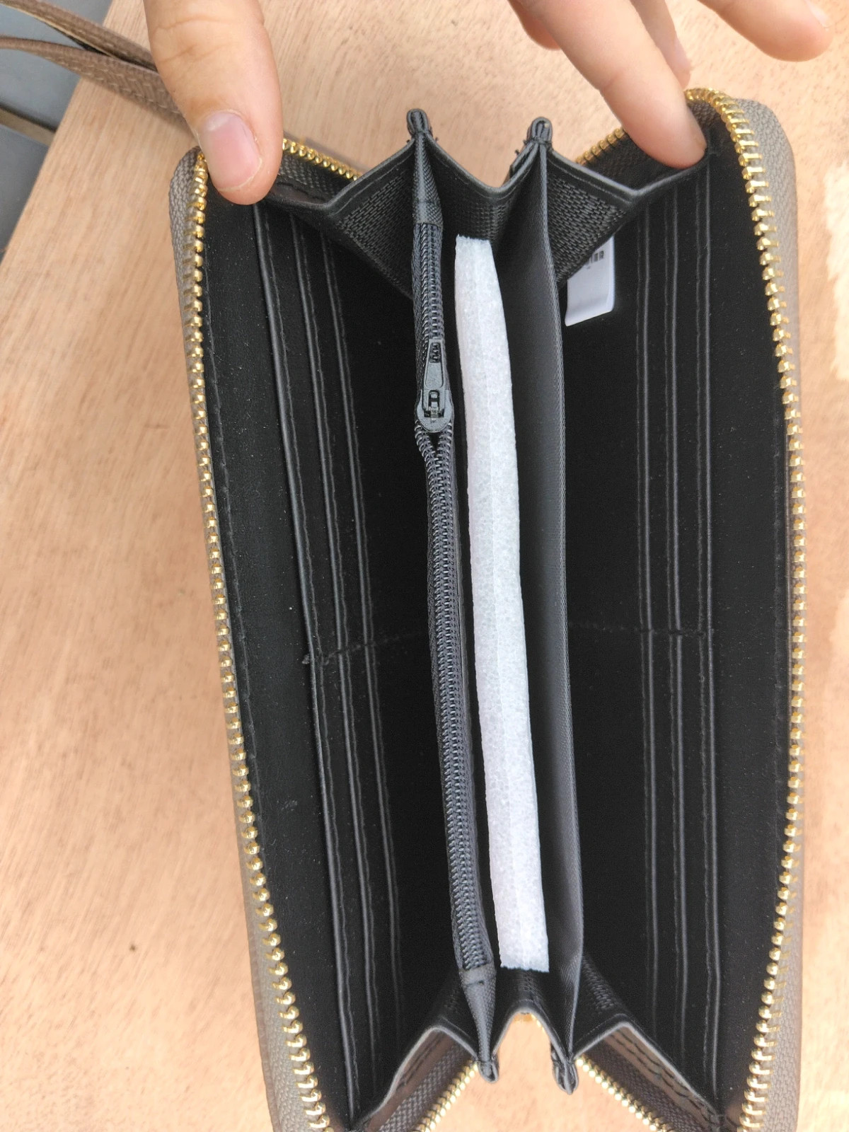 Compagnon / Portefeuille tout-en-un Rodier Paris taupe et strass – Rodier 3