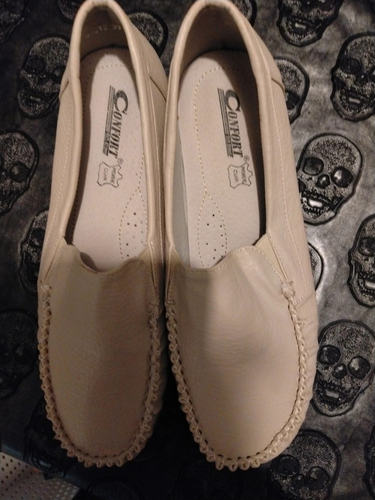 Mocassins confort en cuir beige