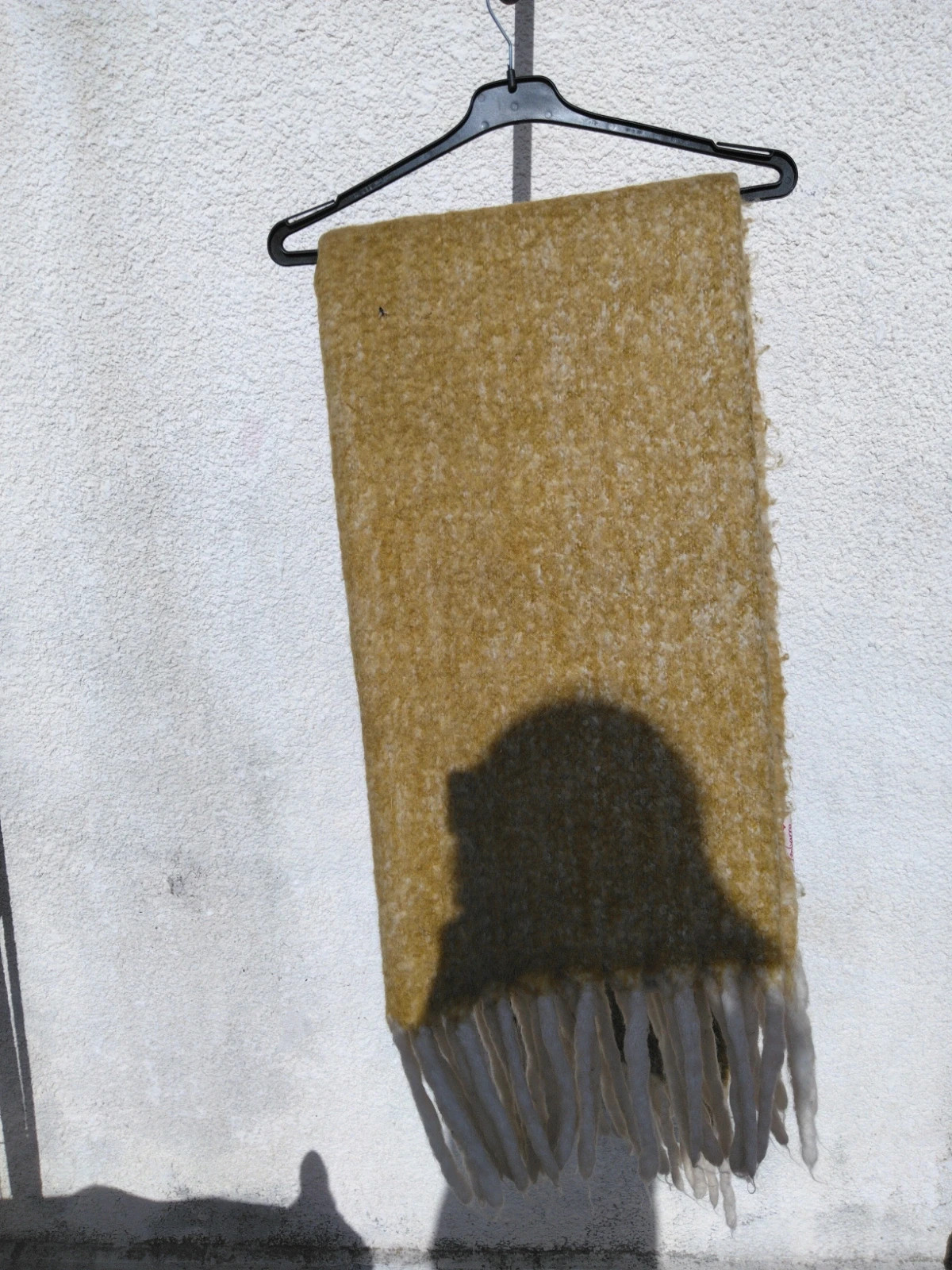 Plaid Imbarro jaune moutarde à franges en laine