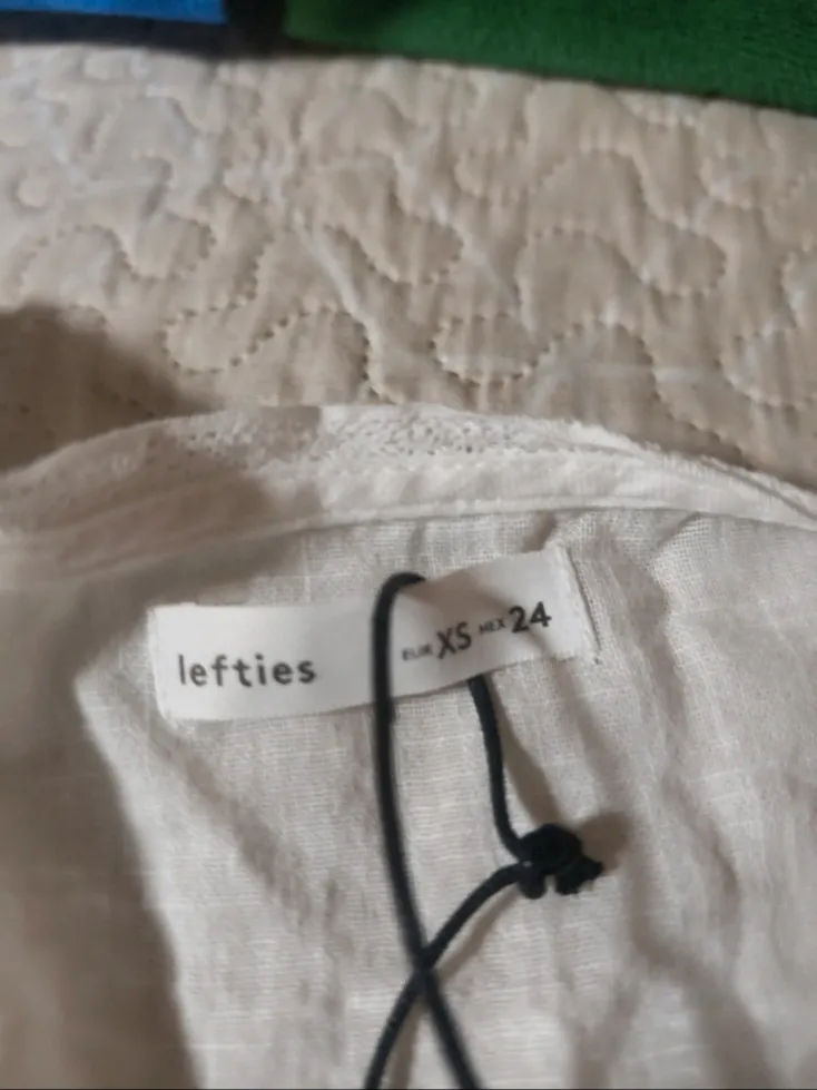 Top corto blanco bordado Lefties talla XS – Lefties – taille XS 4