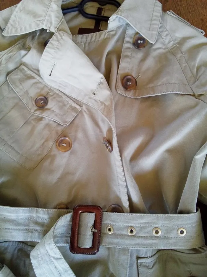 Trench beige ceinture boutons effet corne – Moncler – taille Taille unique 2