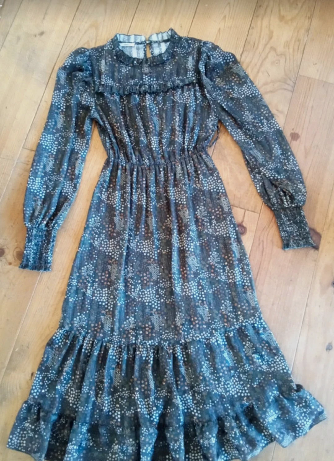 Robe longue fleurie à volant SENES