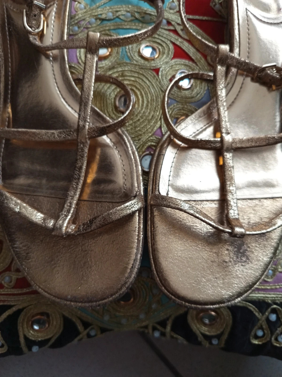 Sandales à talons dorées métallisées à fines brides – ZARA – Taille 38 – Zara – taille 38 2