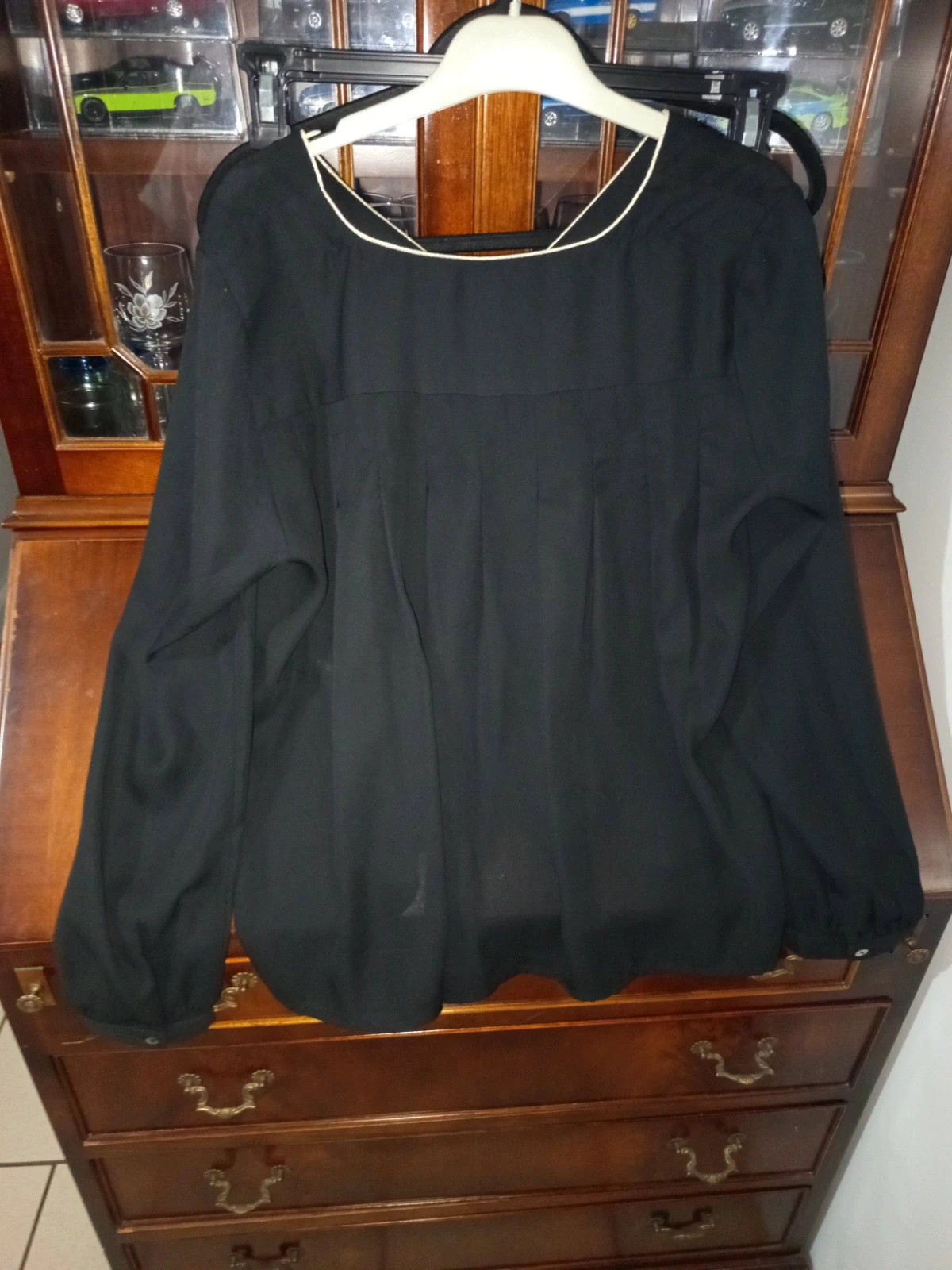 Blouse noire fluide ONLY avec chaîne dorée – ONLY – taille S / 36 / 8 2