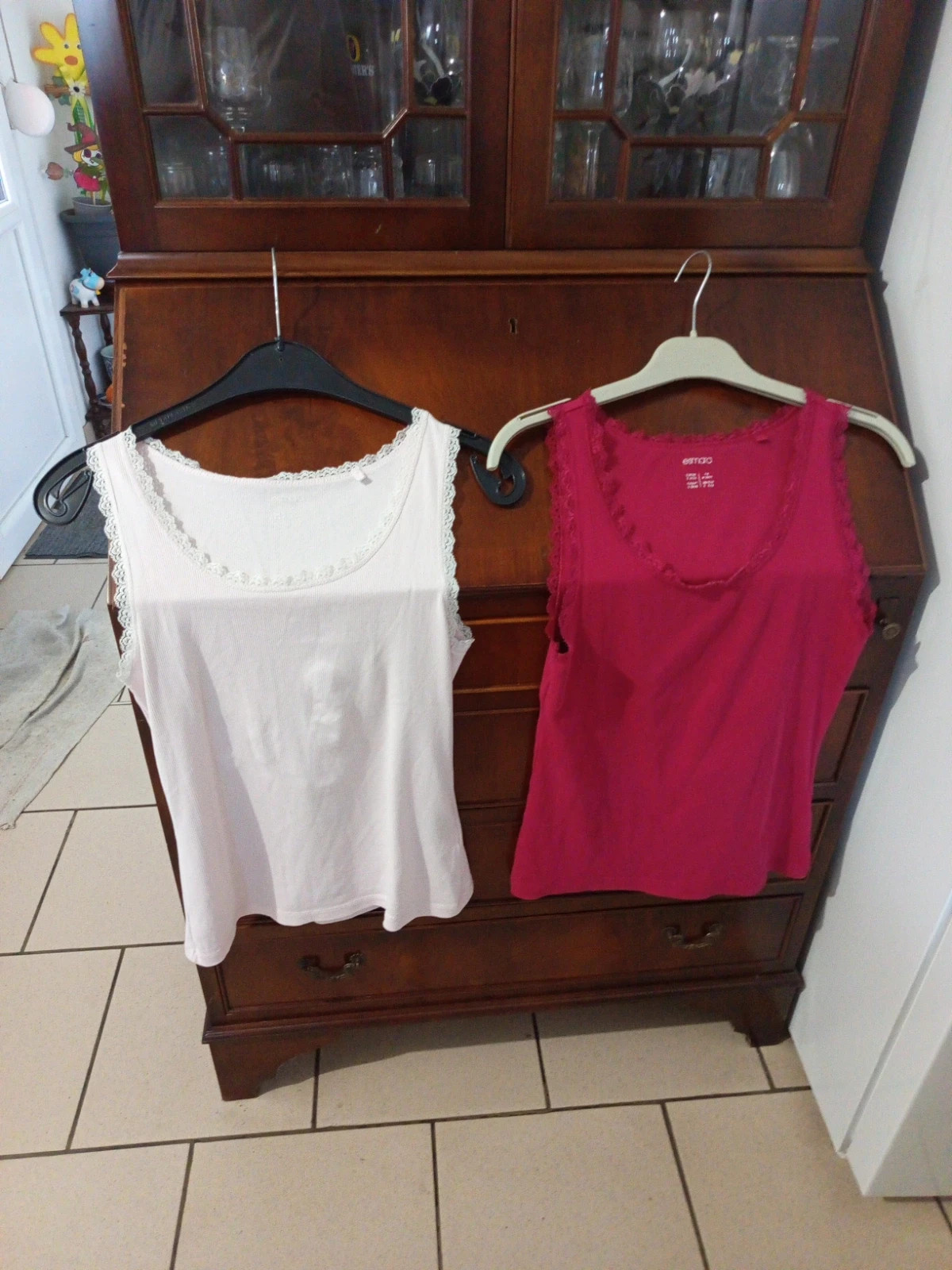 Lot de 2 débardeurs côtelés dentelle Esmara - M 38/40 – Esmara – taille M / 38 / 10 2