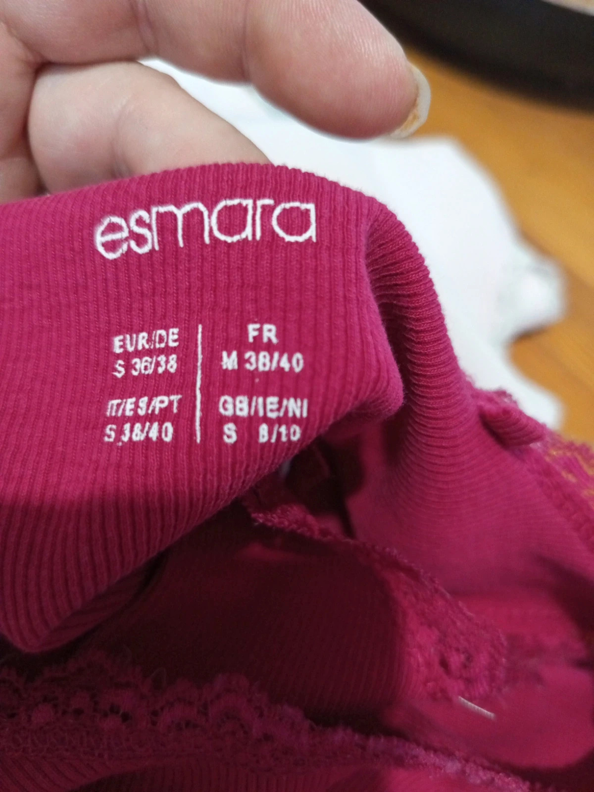 Lot de 2 débardeurs côtelés dentelle Esmara - M 38/40 – Esmara – taille M / 38 / 10 4