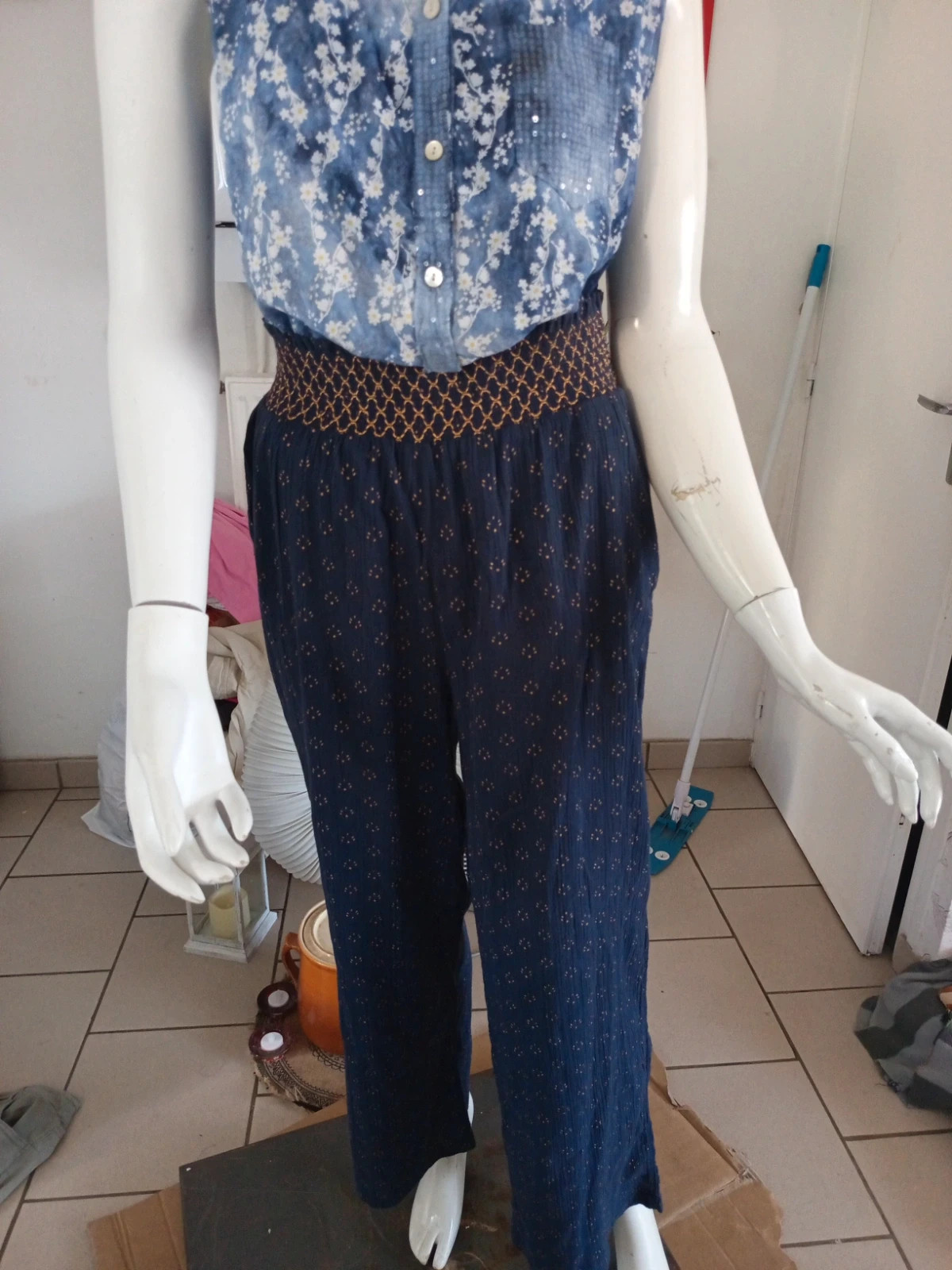 Pantalon fluide bleu marine à smocks Camaïeu – Taille S (36 – Camaïeu – taille S / 36 / 8 3