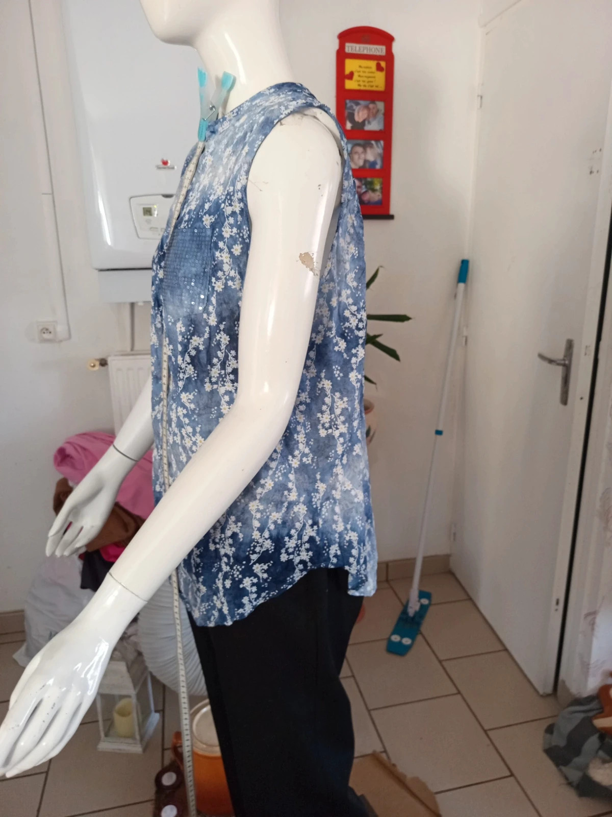 Haut fluide fleuri bleu et blanc – Style Italie – Taille L (40/42) – taille L / 40 / 12 3