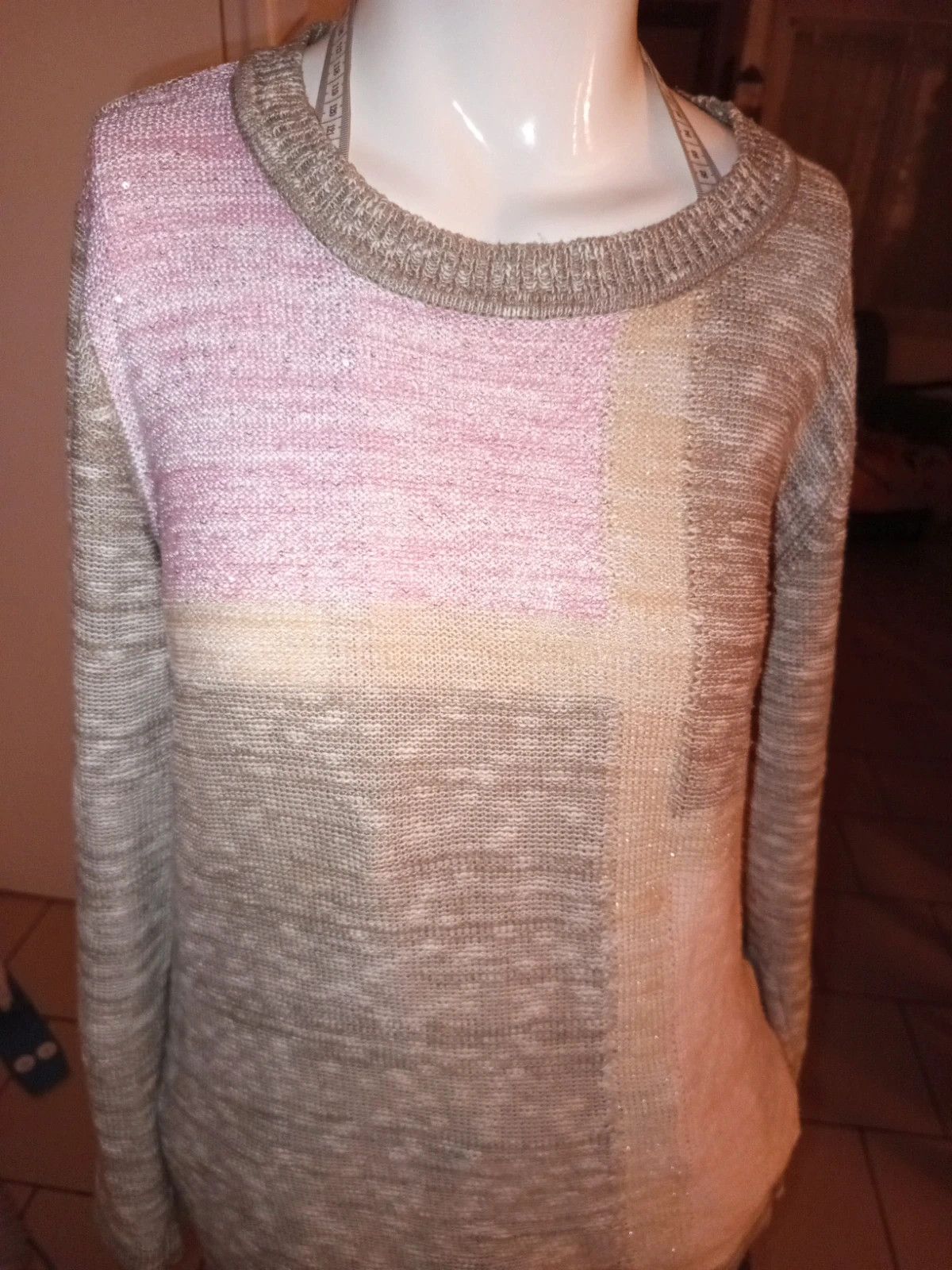 Pull color-block brillant PAOLA! T40 - Très bon état – Paola – taille L / 40 / 12 2