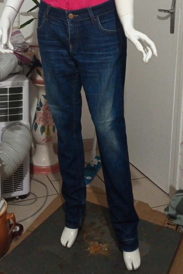 Jean slim bleu délavé Esmara – Taille 44 (Très bon état)