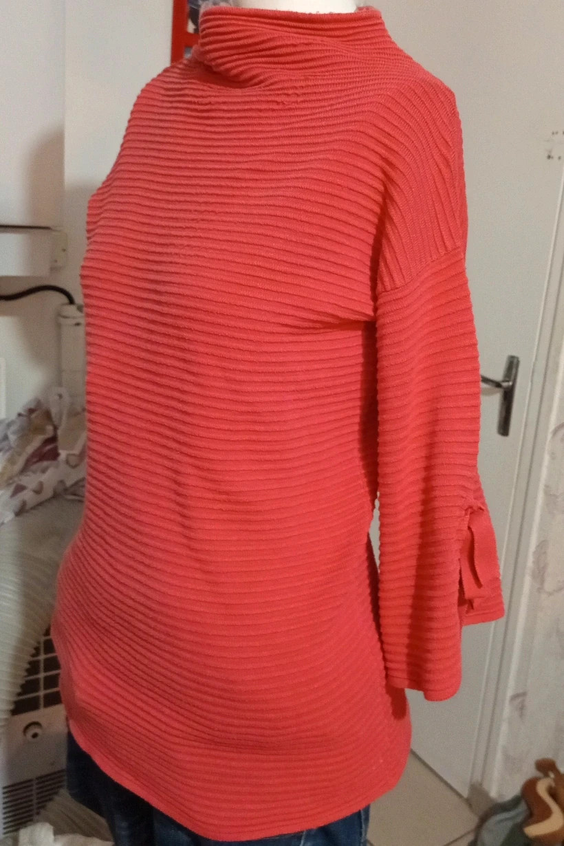Pull corail en maille côtelée avec nœuds Blancheporte - T34/36