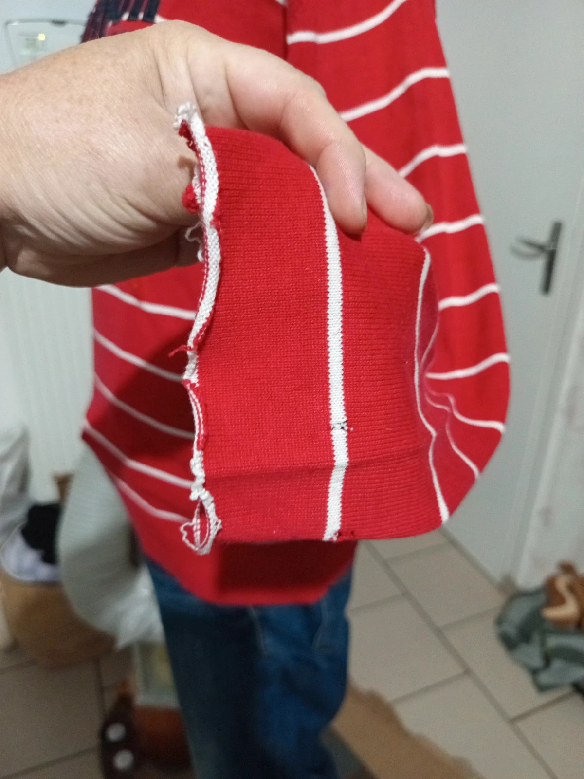 Pull Angelo Litrico rouge rayé S - mauvais état – Angelo Litrico – taille S 5