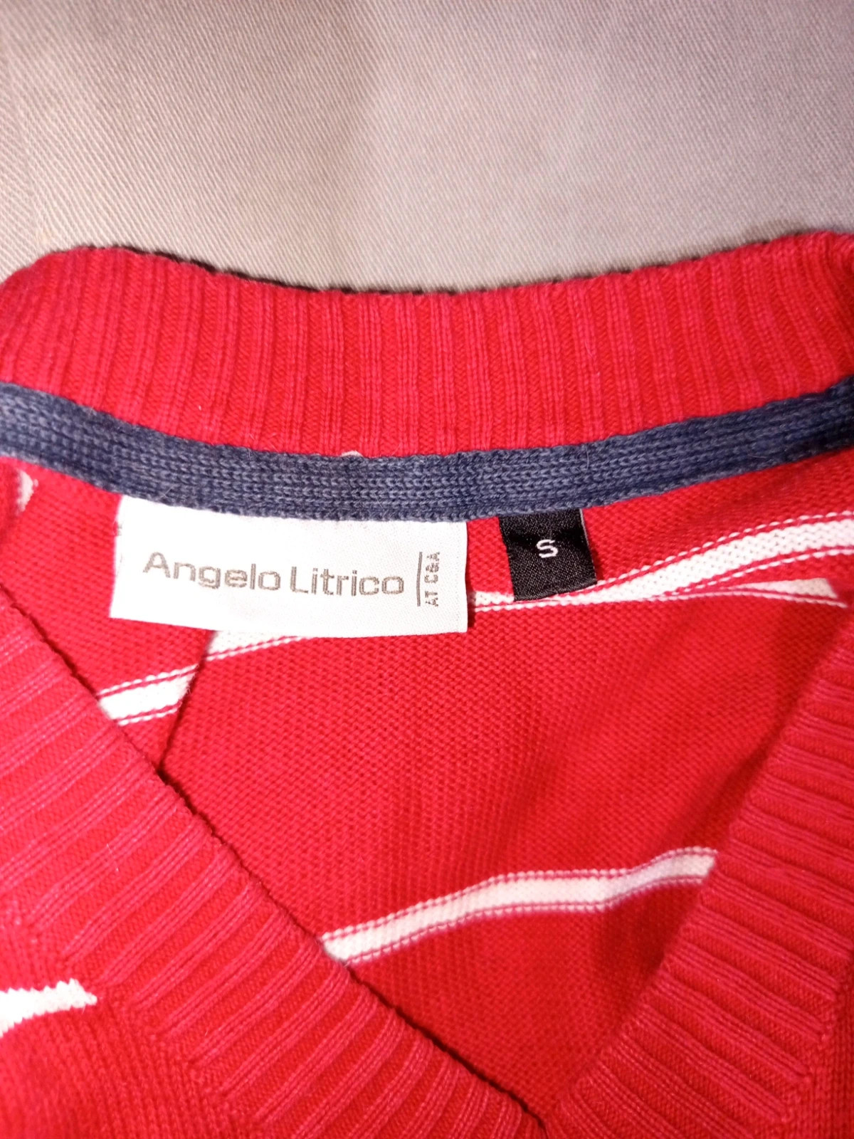 Pull Angelo Litrico rouge rayé S - mauvais état – Angelo Litrico – taille S 3