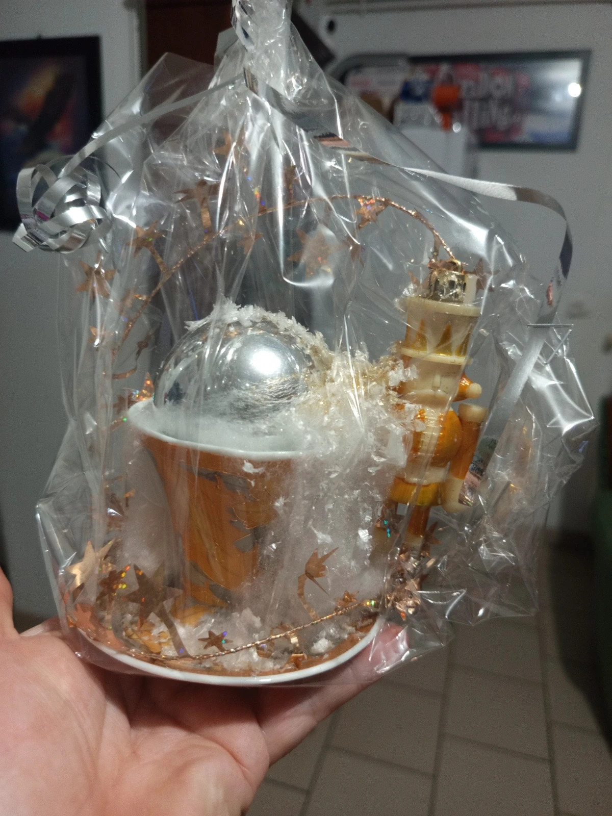 Tasse, Casse-Noisette & Boule Argentée – Noël 4