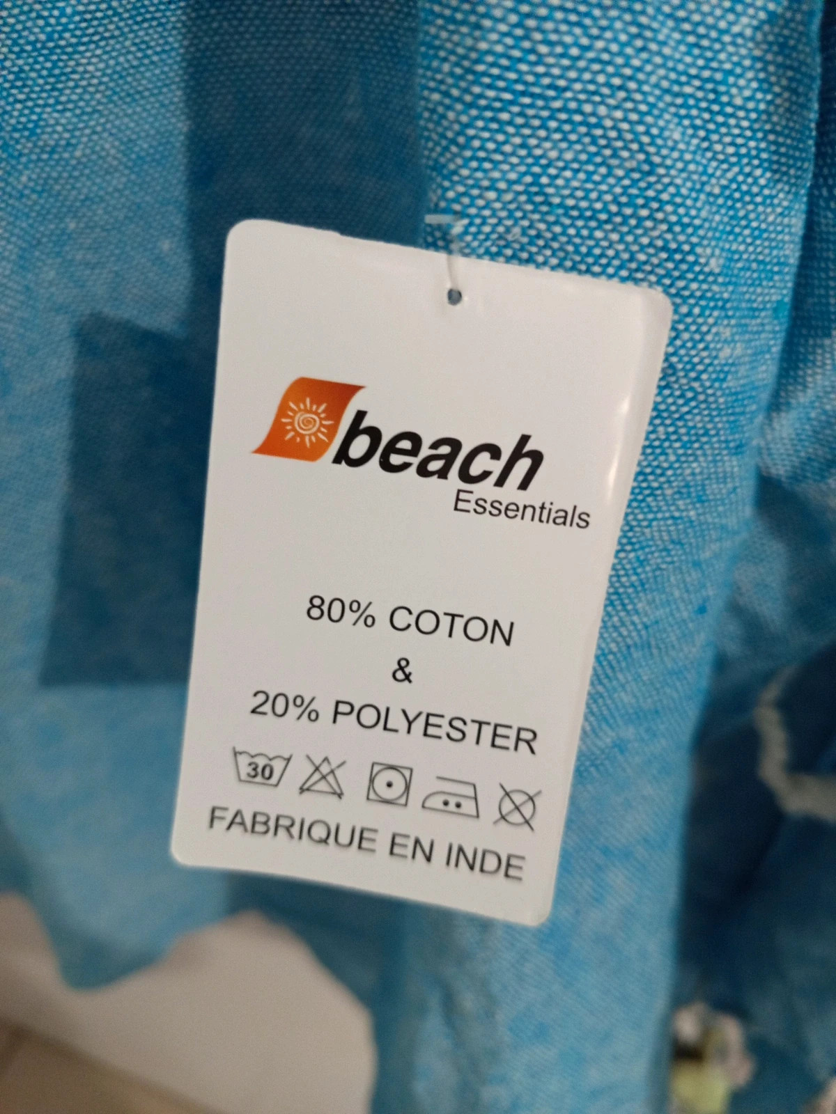 Fouta / Drap de plage bleu turquoise - Beach Essentials - Neuve avec étiquette – Essentials 3