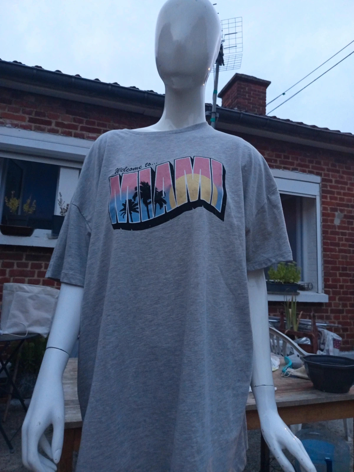 T-shirt oversize Miami Primark – Gris/Orange – Taille M (40/42)