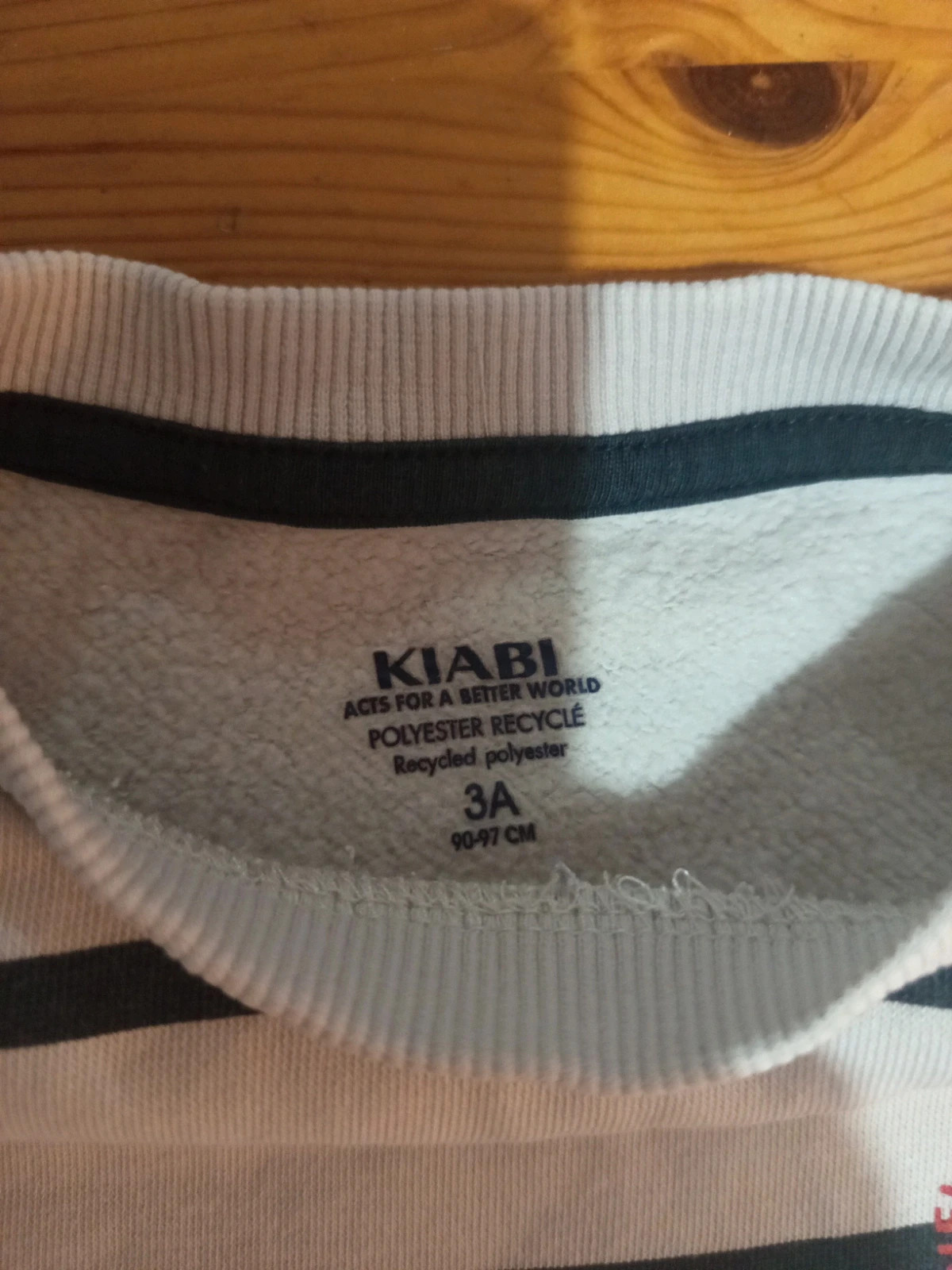 Sweat marinière écru et marine Kiabi 3 ans – Kiabi – taille 3 ans / 98 cm 3
