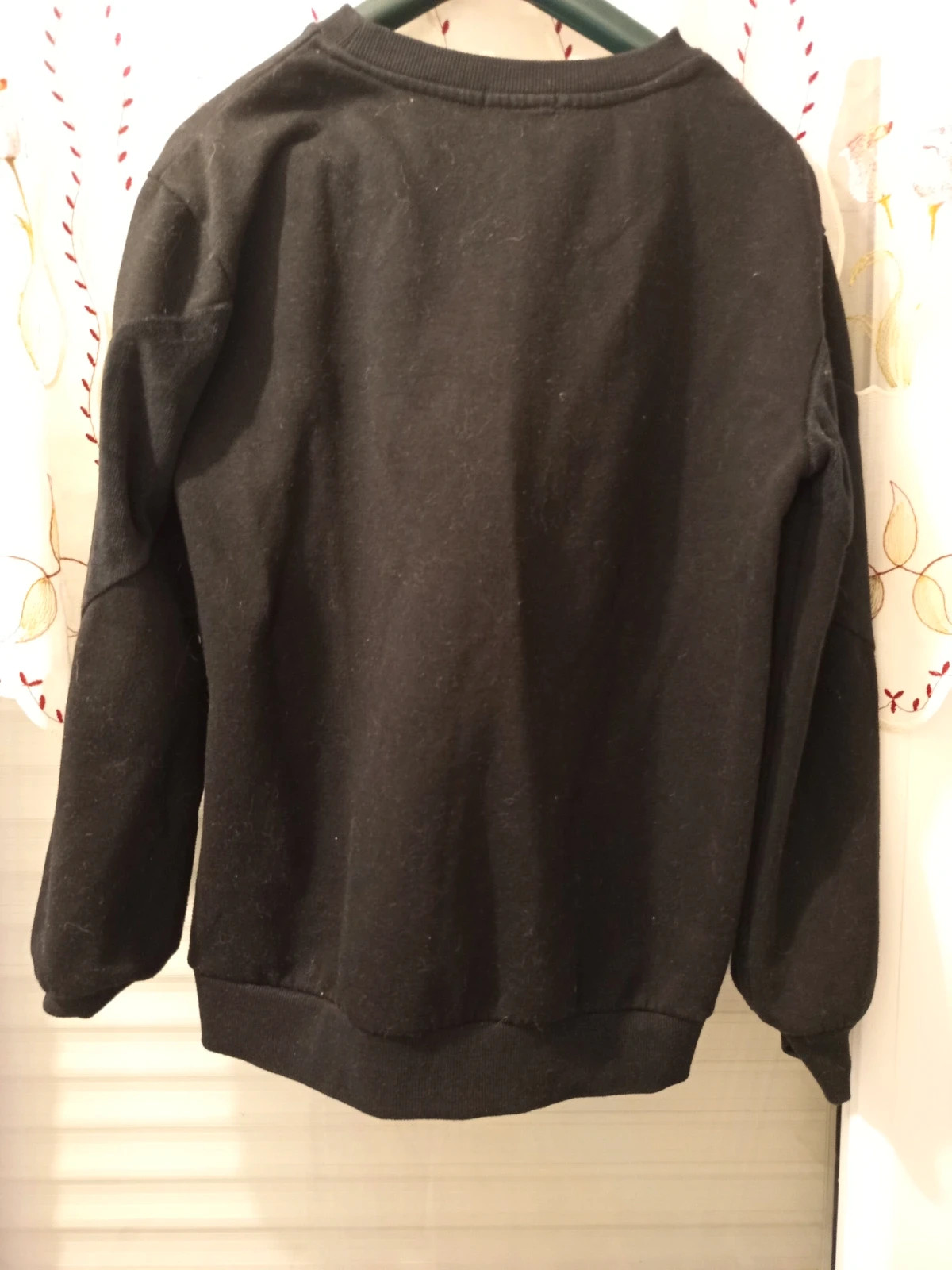 Sweat noir New York City Kiabi - 12 ans 144-155 cm modèle unisexe – Kiabi – taille 12 ans / 152 cm 3